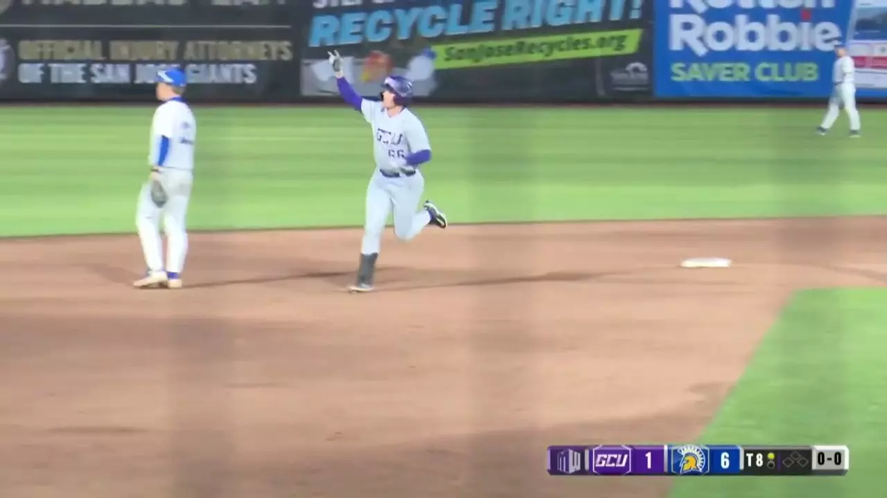 Baseball at San José State (G1) - Johns' homer