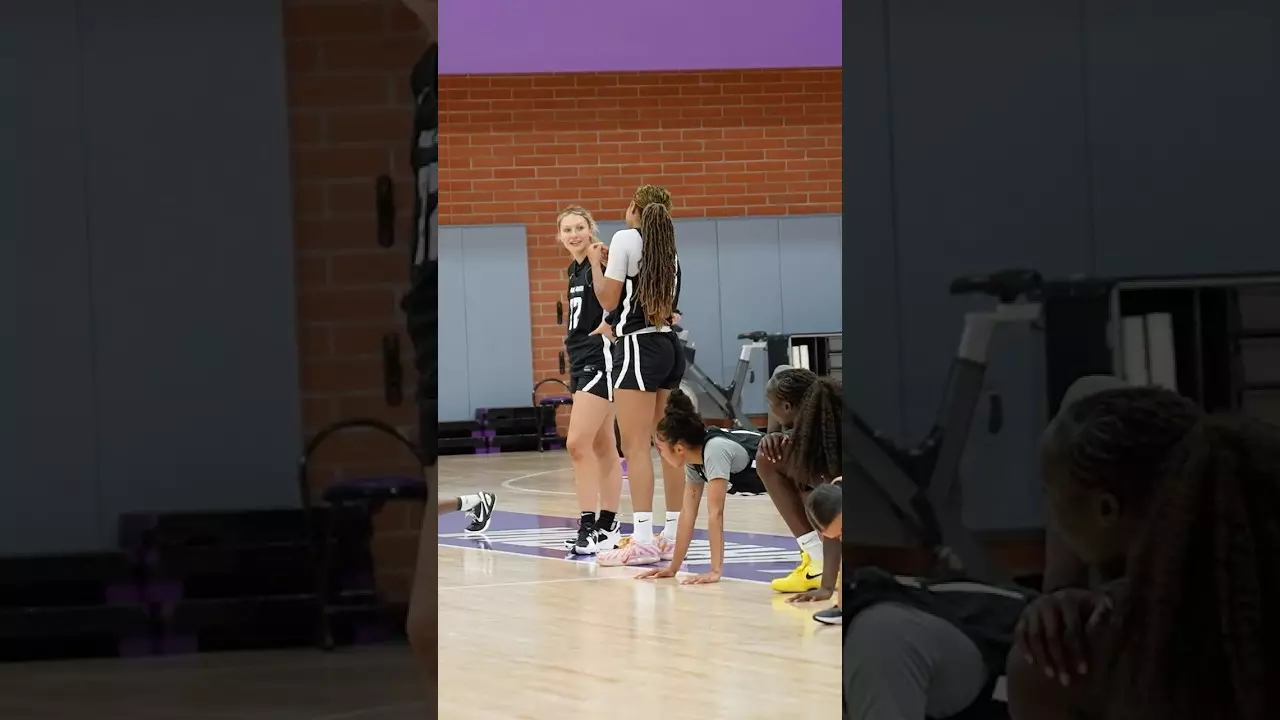 On the 🎤 : Kaitlyn Elsholz Takes the Mic