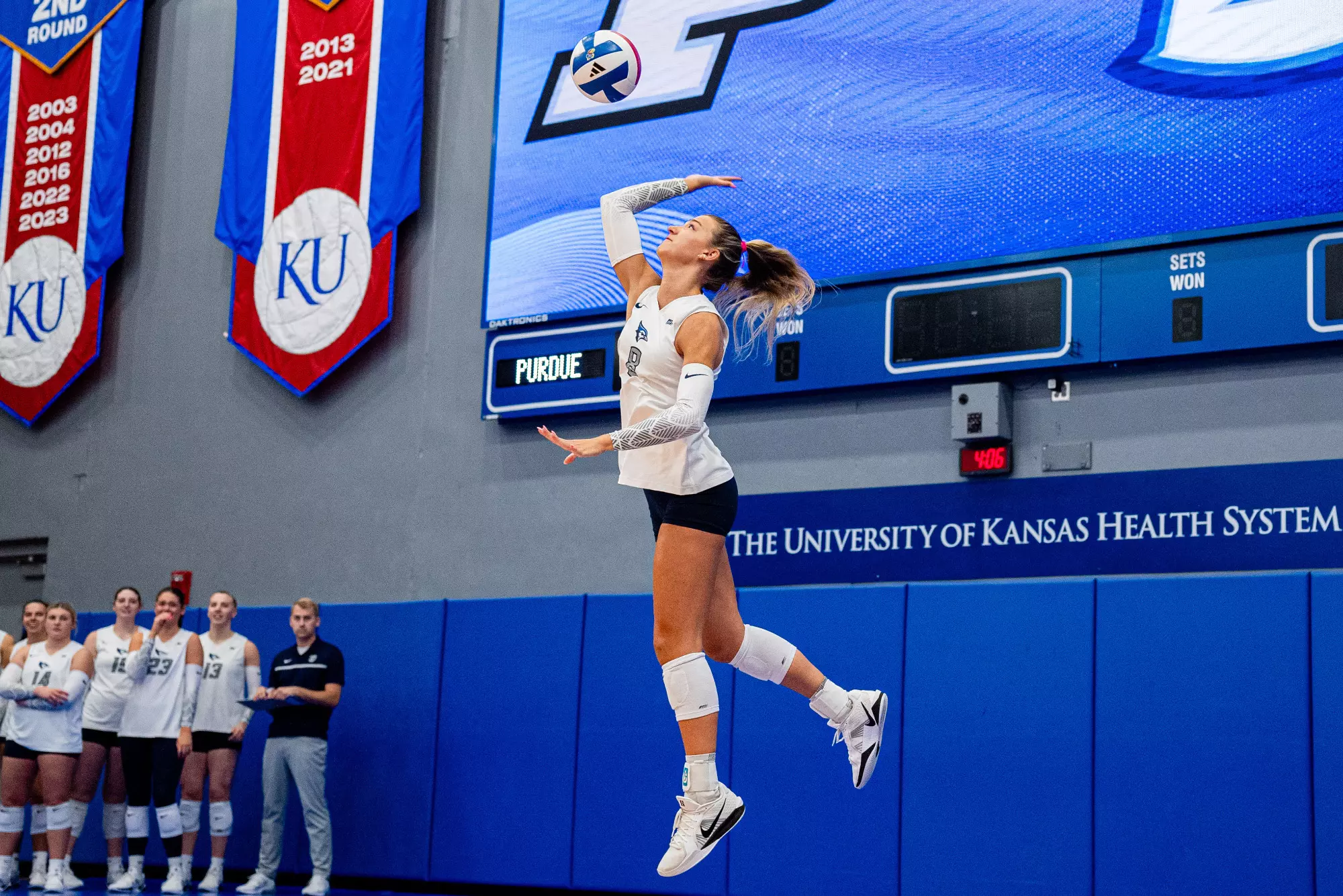 9 Volleyball Takes Down #6 Purdue at Jayhawk Classic - Creighton University Athletics 9-volleyball-takes-down-6-purdue-at-jayhawk-classic-creighton-university-athletics
