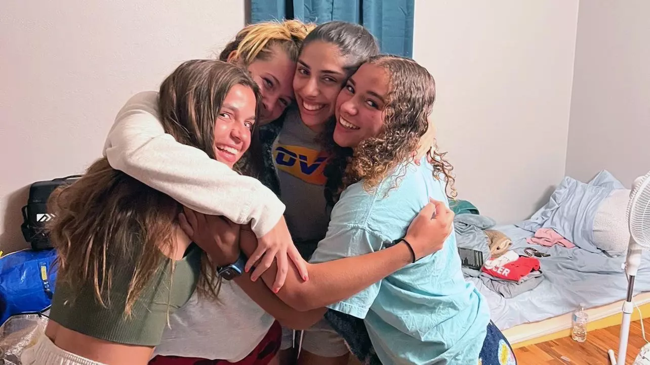 Kenady Leighton, Ishana Sandu, Mia Massey, Jessica Shivers