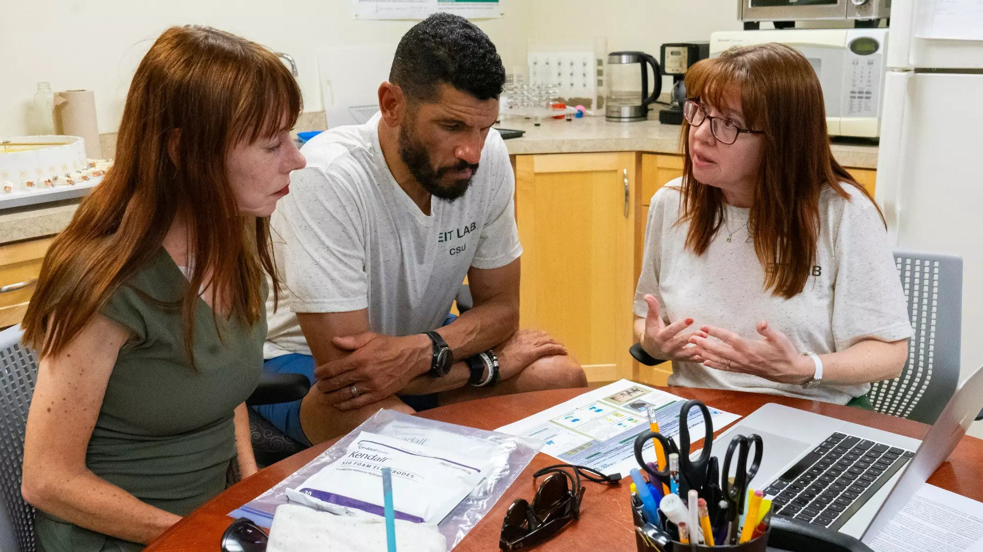Kim and Jay Norvell visit the lab of Department of Mathematics Professor Jennifer Mueller, Colorado State University, June 11, 2025.