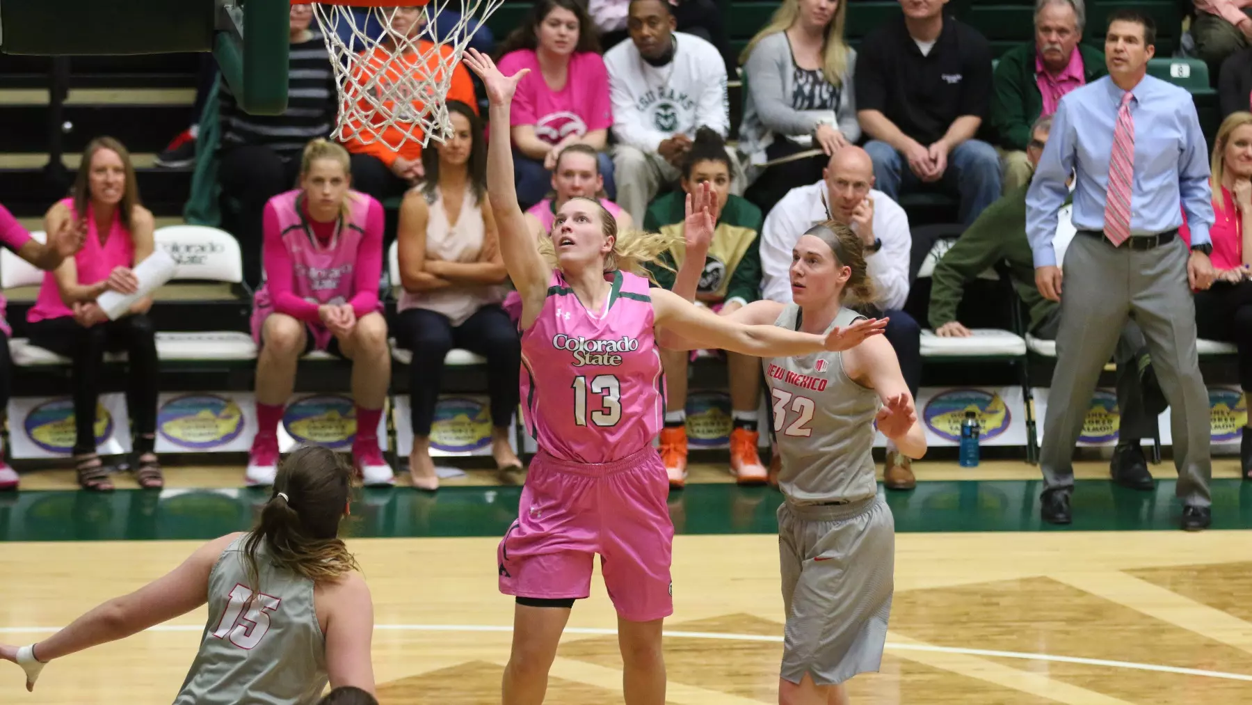 CSU Senior Ellen Nystrom drives to the hoop in the opening minutes of the third quarter against UNM on February 22. (Elliott Jerge | Collegian)