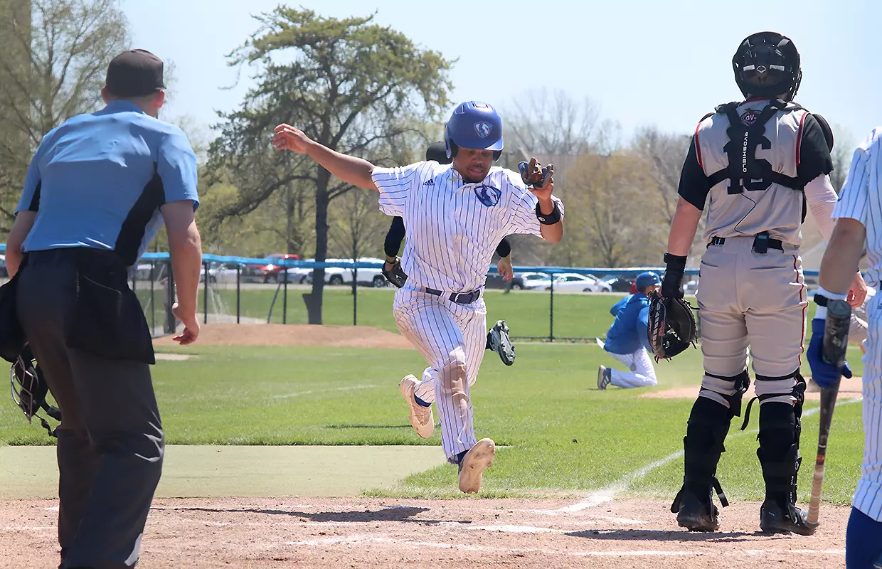 Baseball Drops Game Two Against Little Rock - Eastern Illinois University Athletics baseball-drops-game-two-against-little-rock-eastern-illinois-university-athletics