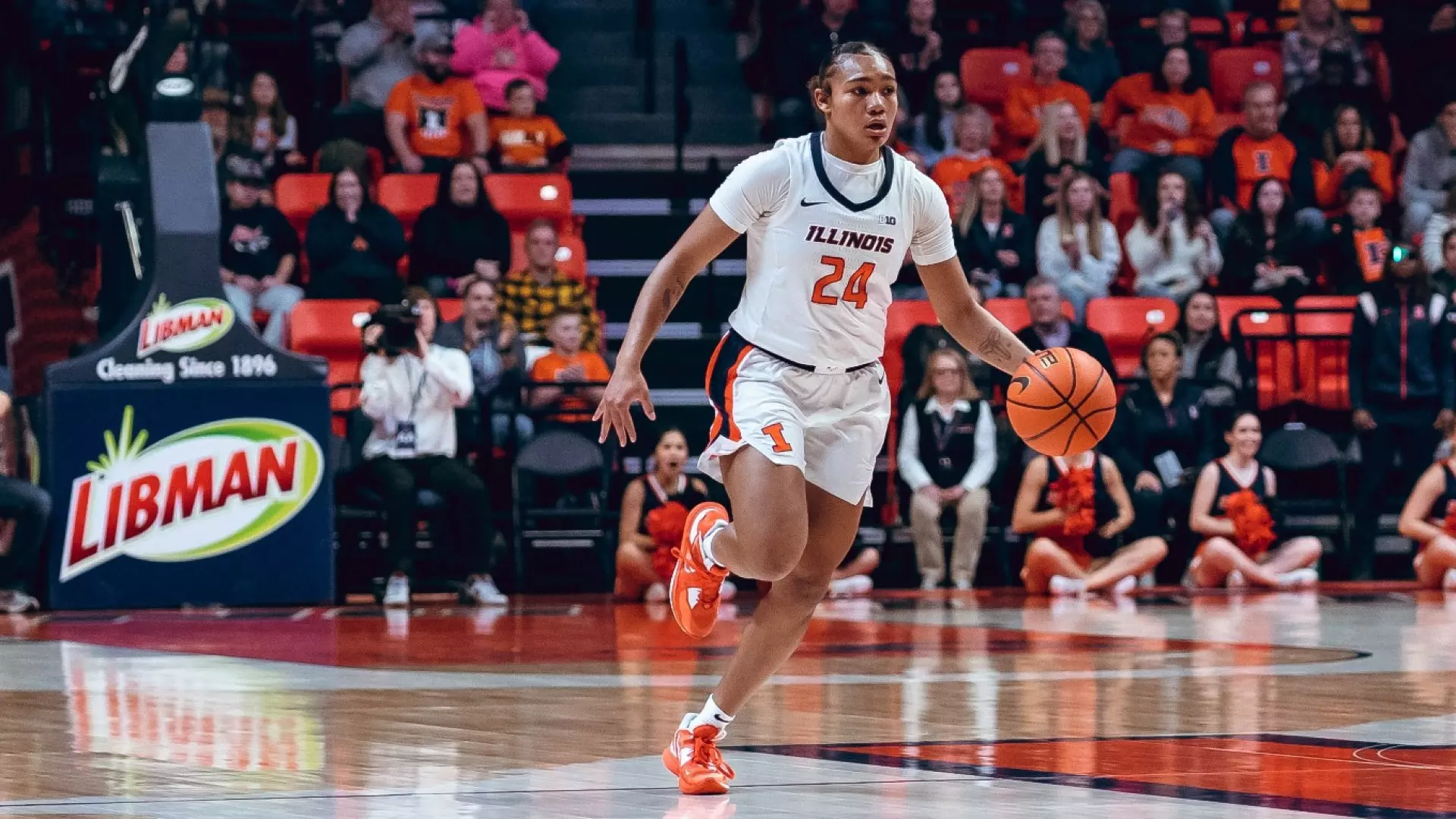 Illinois Fighting Illini WBB vs Iowa