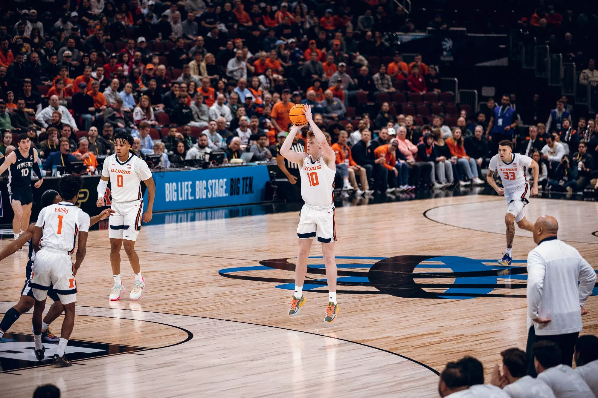 Luke Goode
Illinois Fighting Illini {event} vs. Penn State (Big Ten Tournament) - 3/10/2023
