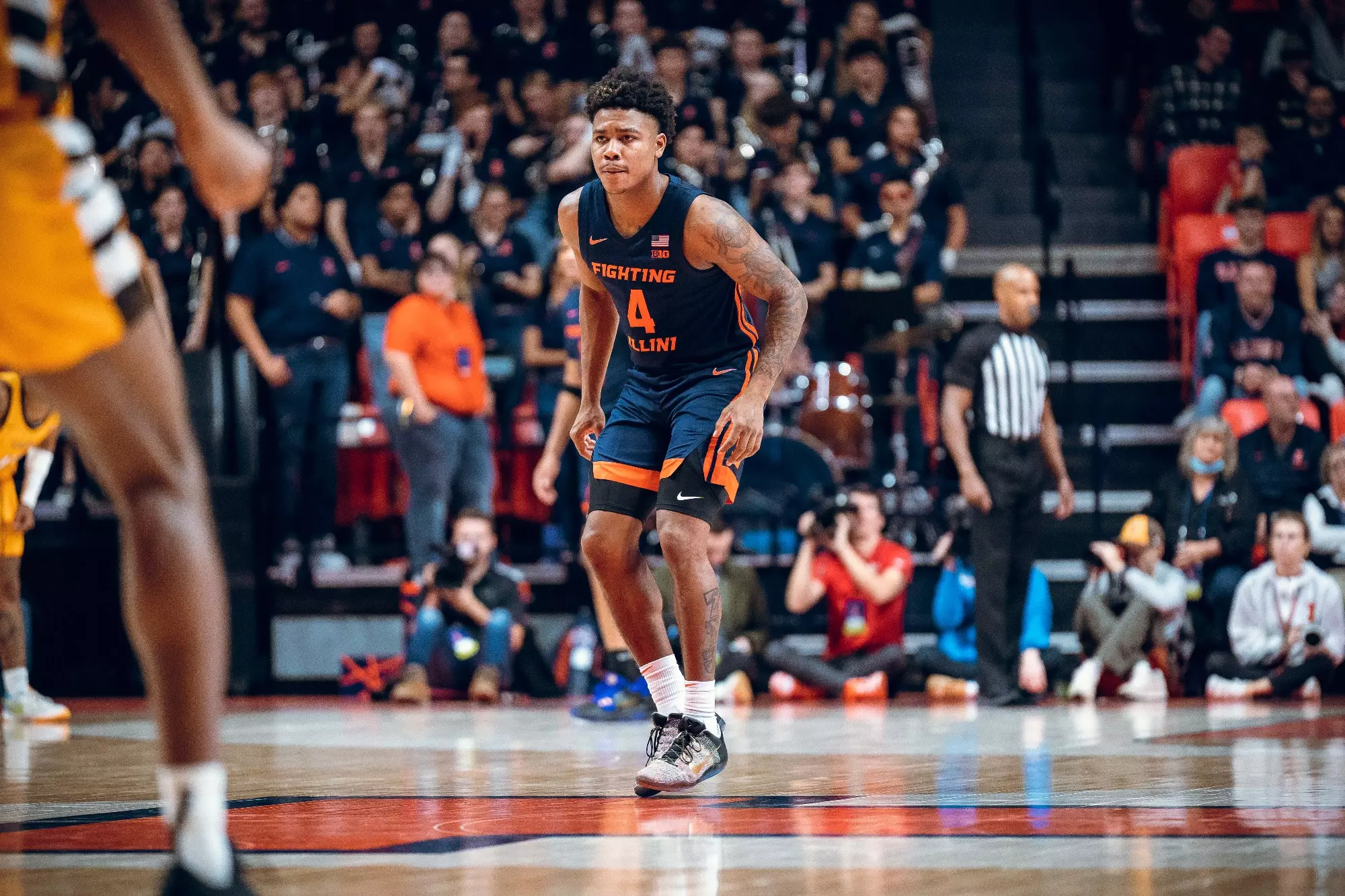 CHAMPAIGN, IL - November 17, 2023 - Illinois Guard Justin Harmon (#4) during the game between the Valparaiso Beacons and the Illinois Fighting Illini at State Farm Center in Champaign, IL. Photo By Courtney Bay
