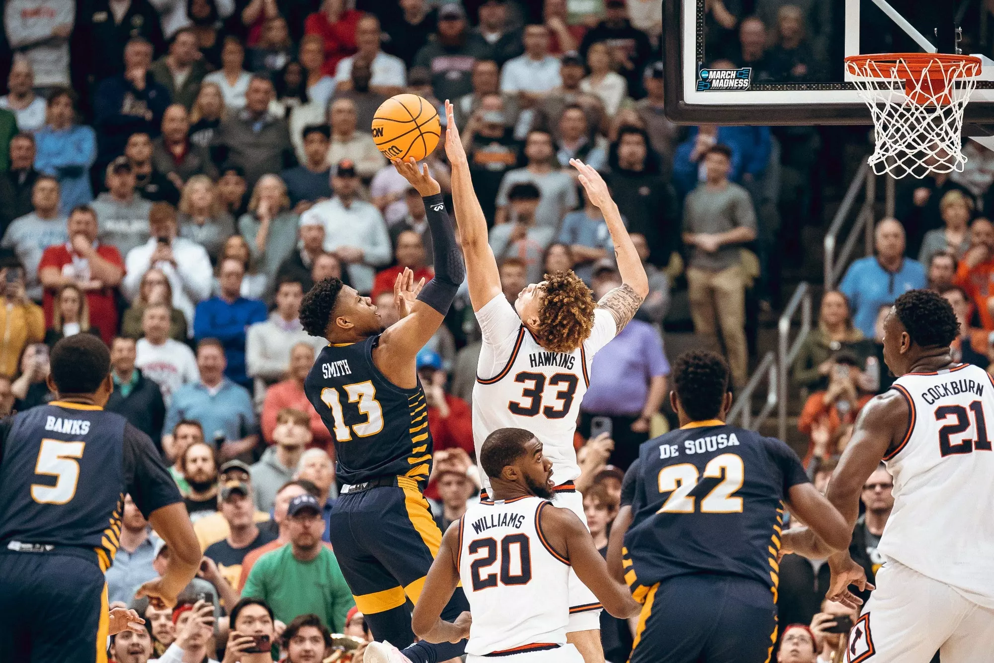 Image Taken At Illinois Fighting Illini vs Chattanooga Mocs Basketball Game, NCAA Tournament First Round, PPG Paints Arena, Pittsburgh, PA, Friday, March 18, 2022. Courtney Bay/Illinois Basketball