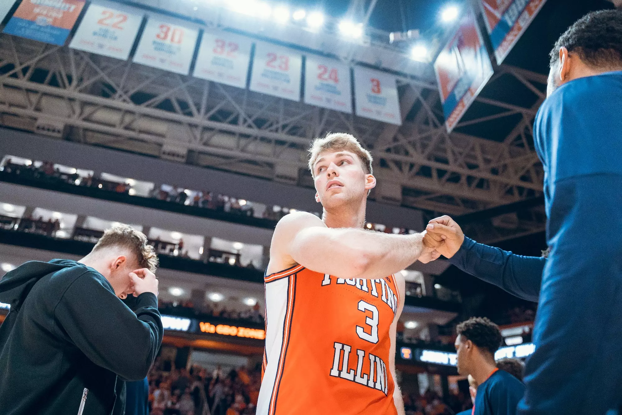 Knoxville, TN - December 09, 2023 - Illinois Guard/Forward Marcus Domask (#3) before the game between the Tennessee Volunteers and the Illinois Fighting Illini at Thompson-Boling Arena at Food City Center in Knoxville, TN. Photo By Courtney Bay