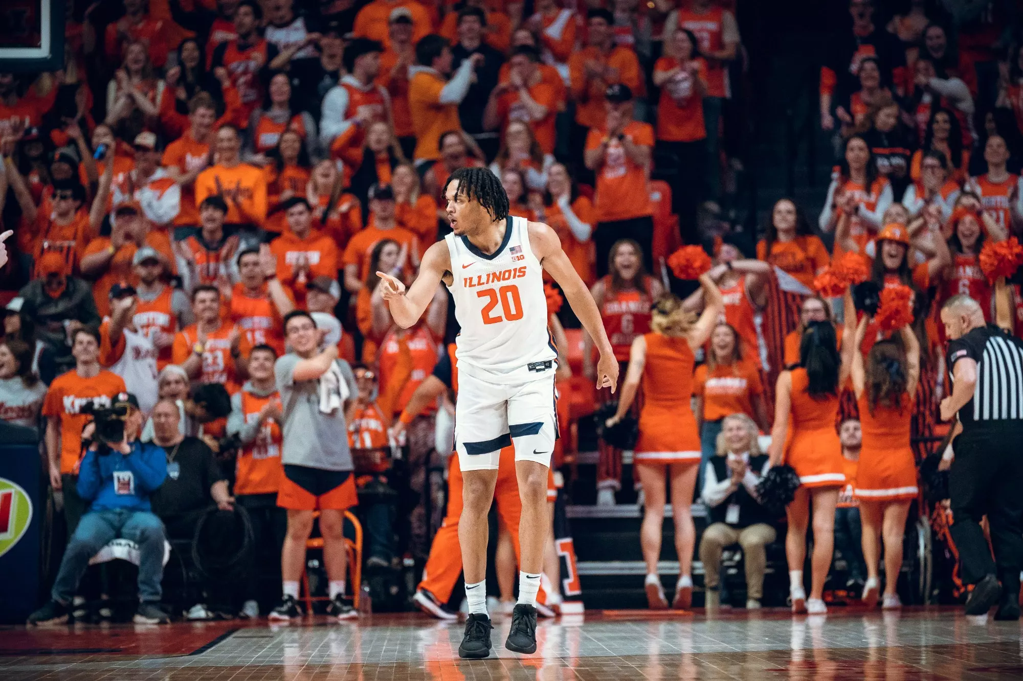 Image Taken At Illinois Fighting Illini vs. Michigan Wolverines Men’s Basketball Game, State Farm Center, University of Illinois, Champaign, IL, Thursday, March 2, 2023. Courtney Bay/Illinois Basketball