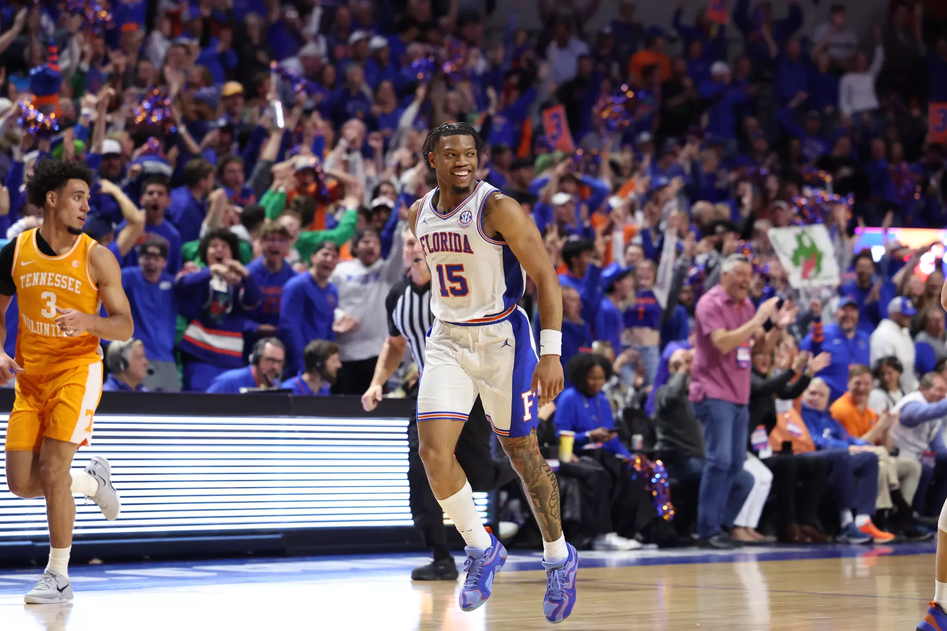 Gators Dismantle No. 1 Vols in Historic Blowout - Florida Gators