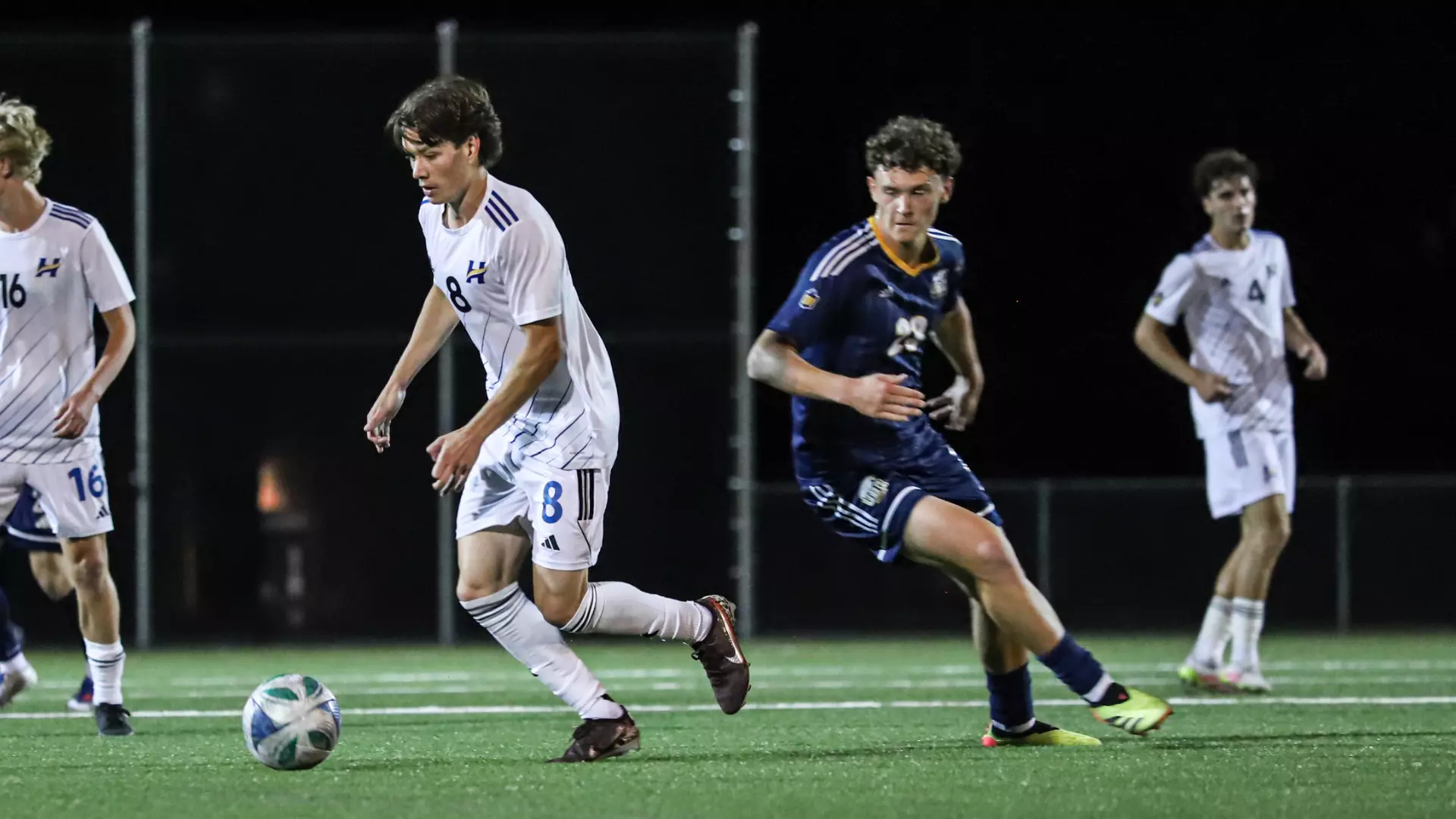Heat upended by T-Birds at home