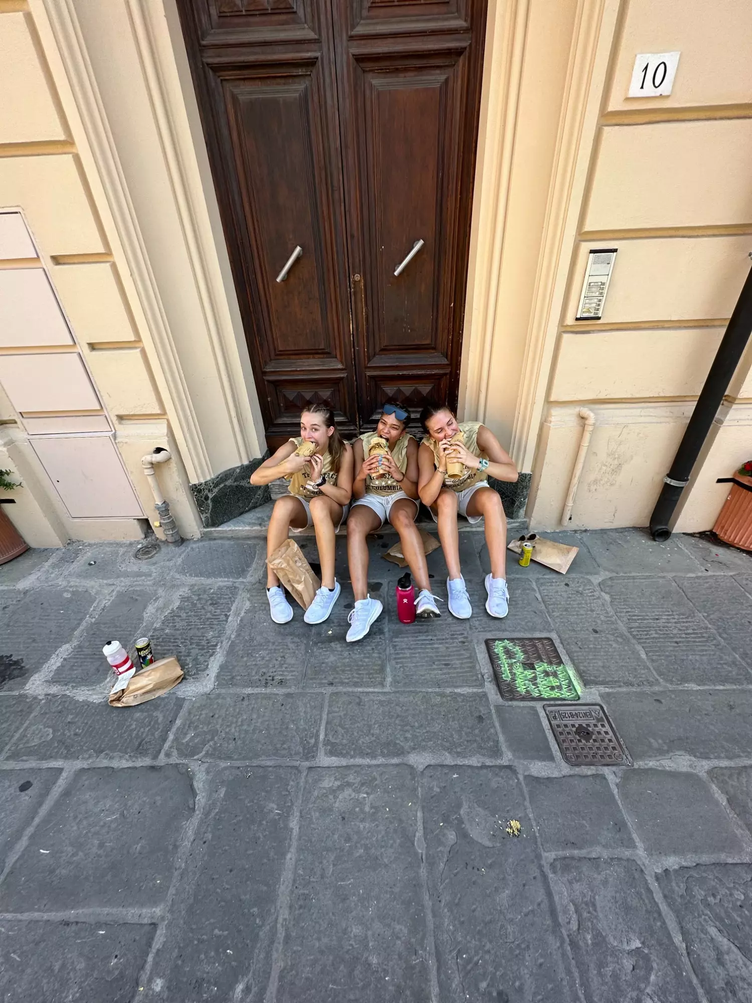 WBB enjoys sandwiches in Pisa, Italy