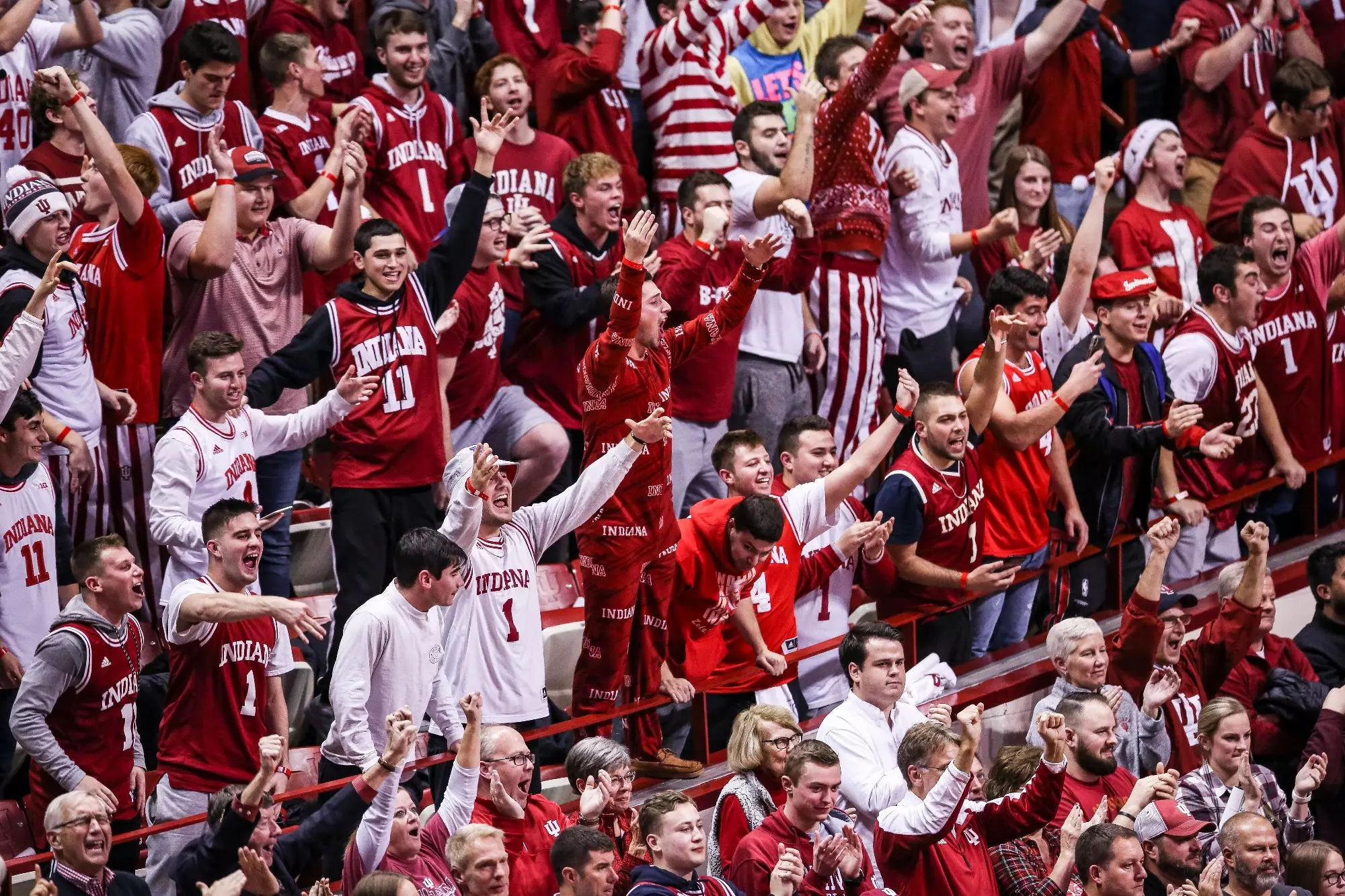 BLOOMINGTON, IN - DECEMBER 03, 2019 - fans during the game between the Florida State Seminoles and the Indiana Hoosiers at Simon Skjodt Assembly Hall in Bloomington, IN. Photo By Carter Waldron/Indiana Athletics