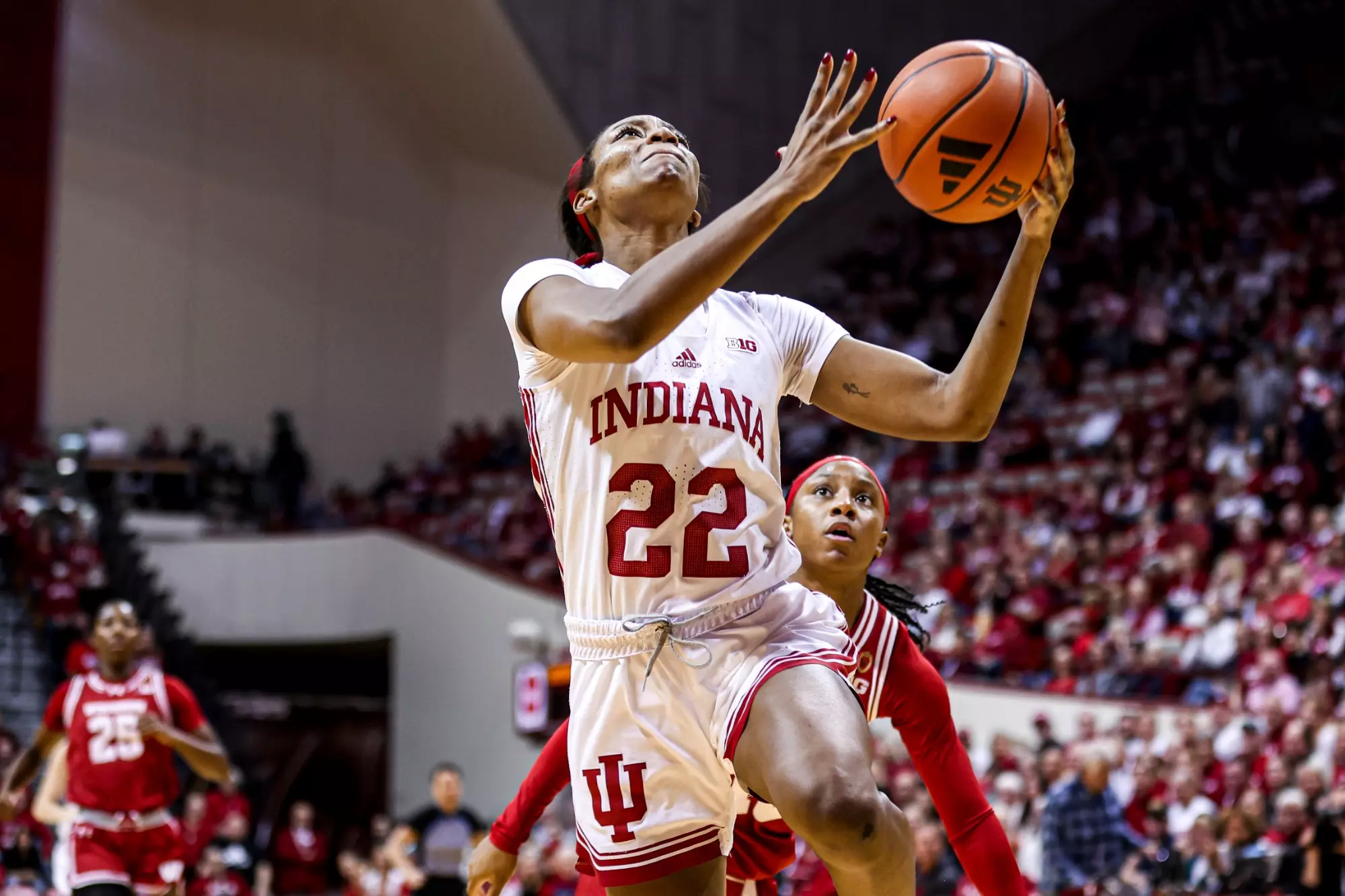 BLOOMINGTON, IN - December 28, 2024 - guard Chloe Moore-McNeil #22 of the Indiana Hoosiers during the game between the Wisconsin Badgers and the Indiana Hoosiers at Simon Skjodt Assembly Hall in Bloomington, IN. Photo By Indiana Athletics