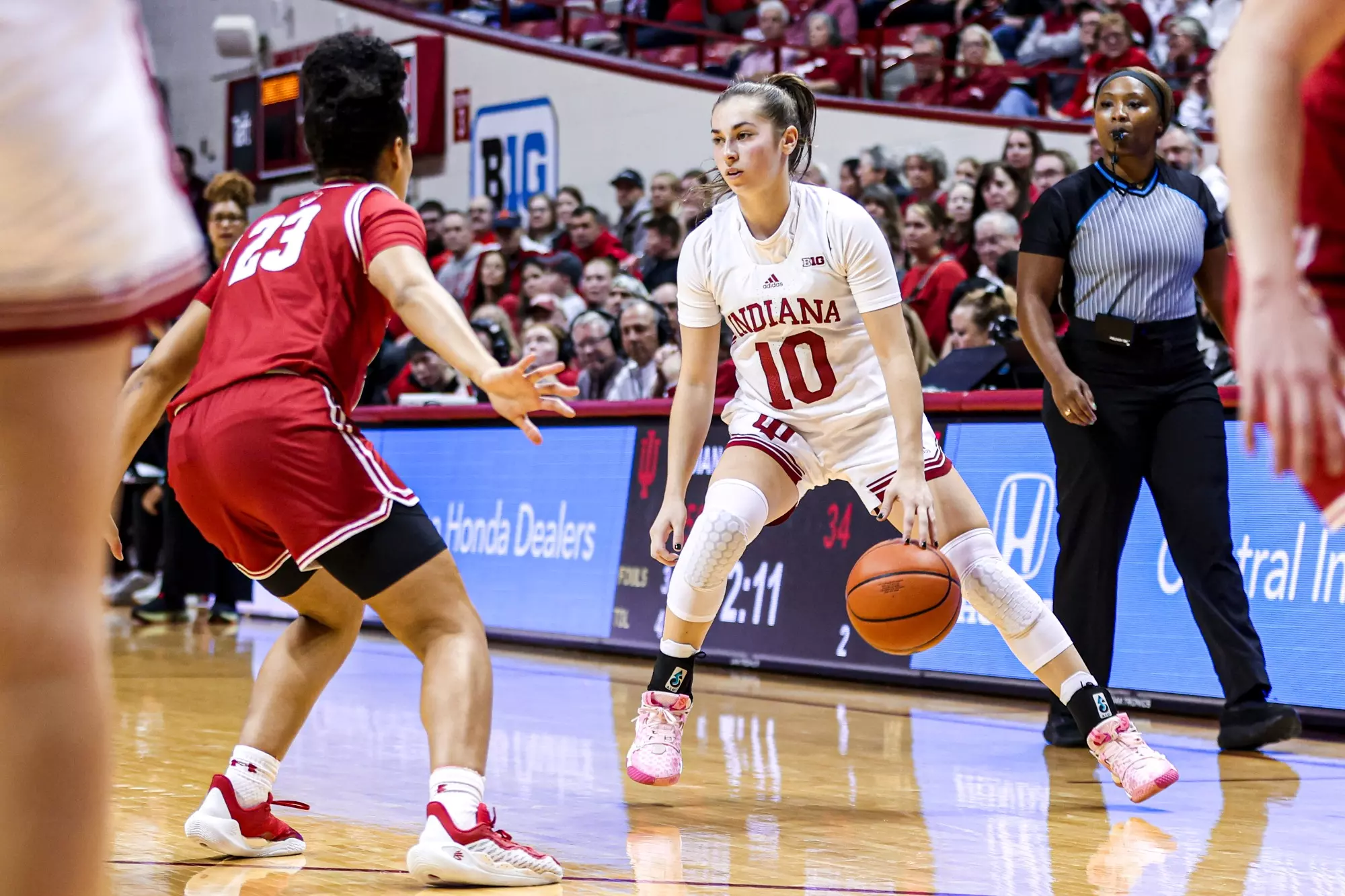 BLOOMINGTON, IN - December 28, 2024 - guard Shay Ciezki #10 of the Indiana Hoosiers during the game between the Wisconsin Badgers and the Indiana Hoosiers at Simon Skjodt Assembly Hall in Bloomington, IN. Photo By Indiana Athletics