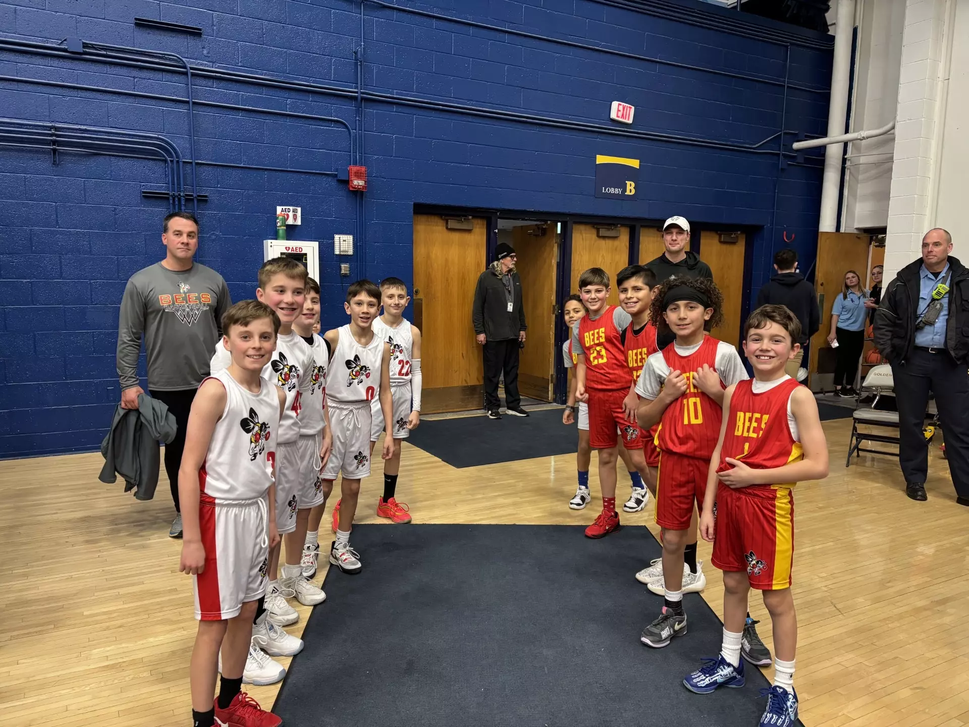 Group High Five Tunnel