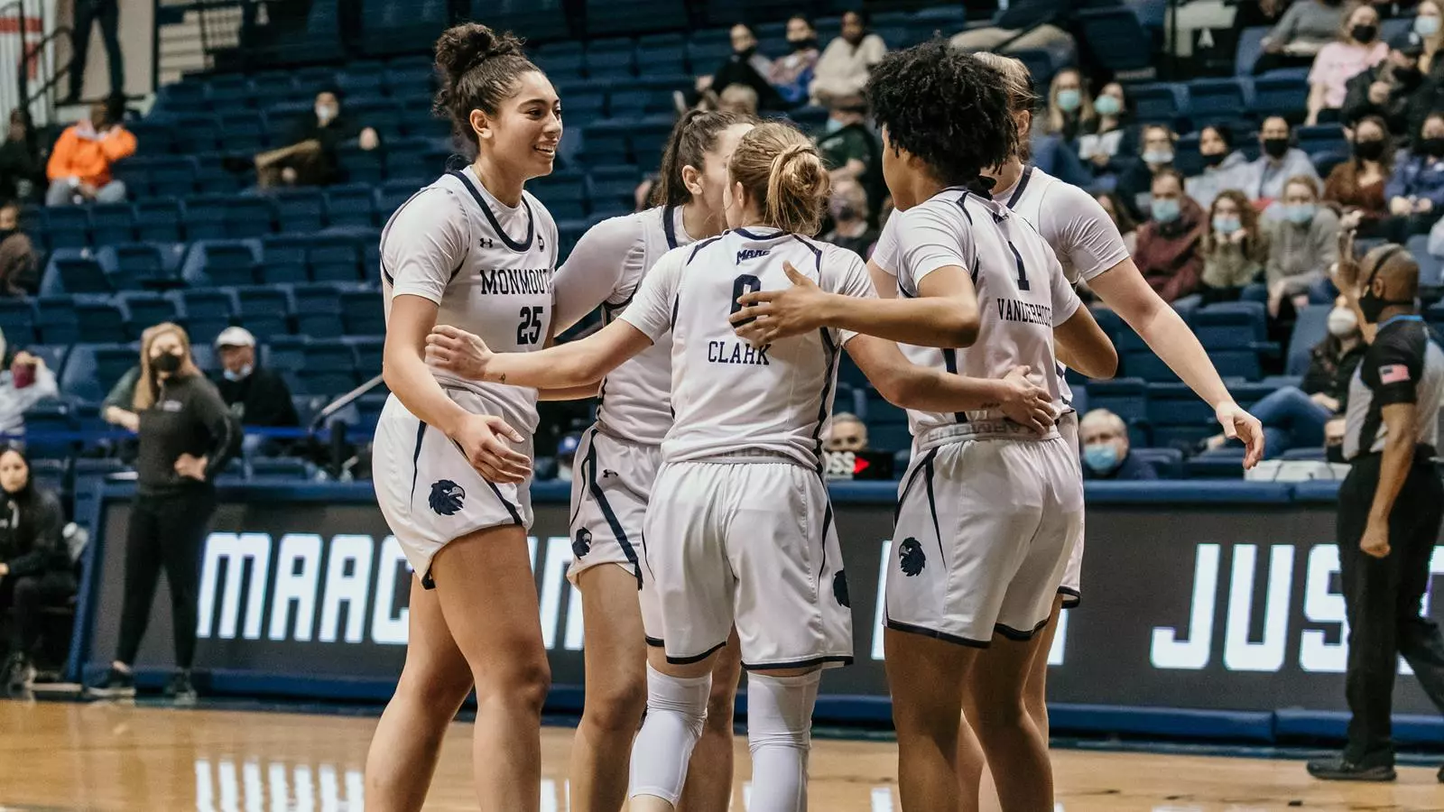 Lucy Thomas - Women’s Basketball - Monmouth University Athletics