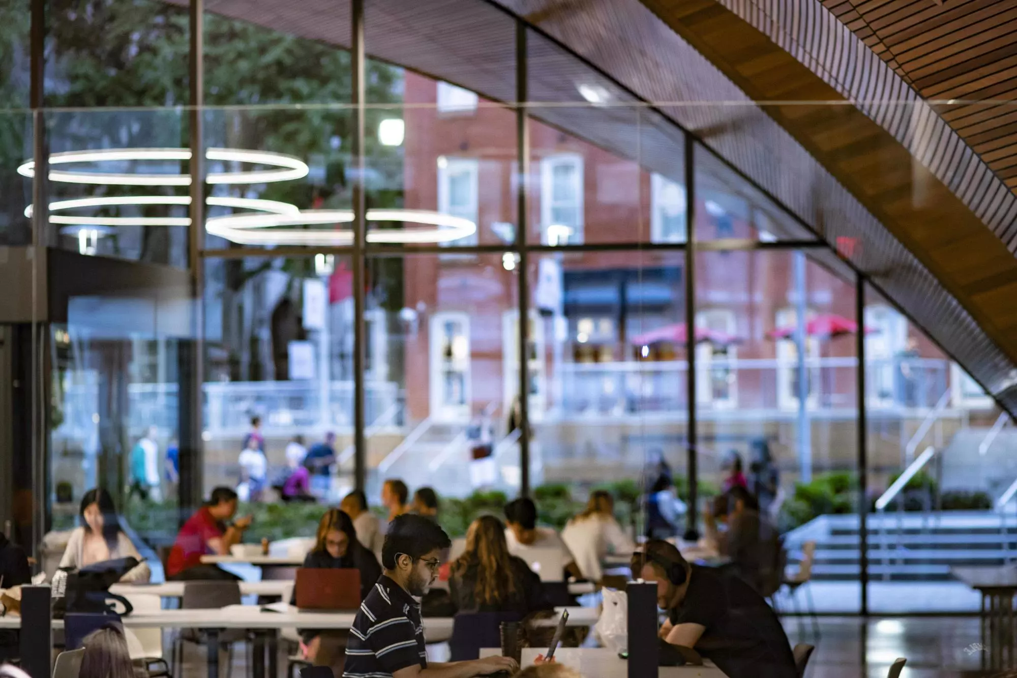 2019_08_28 Charles Library Evening