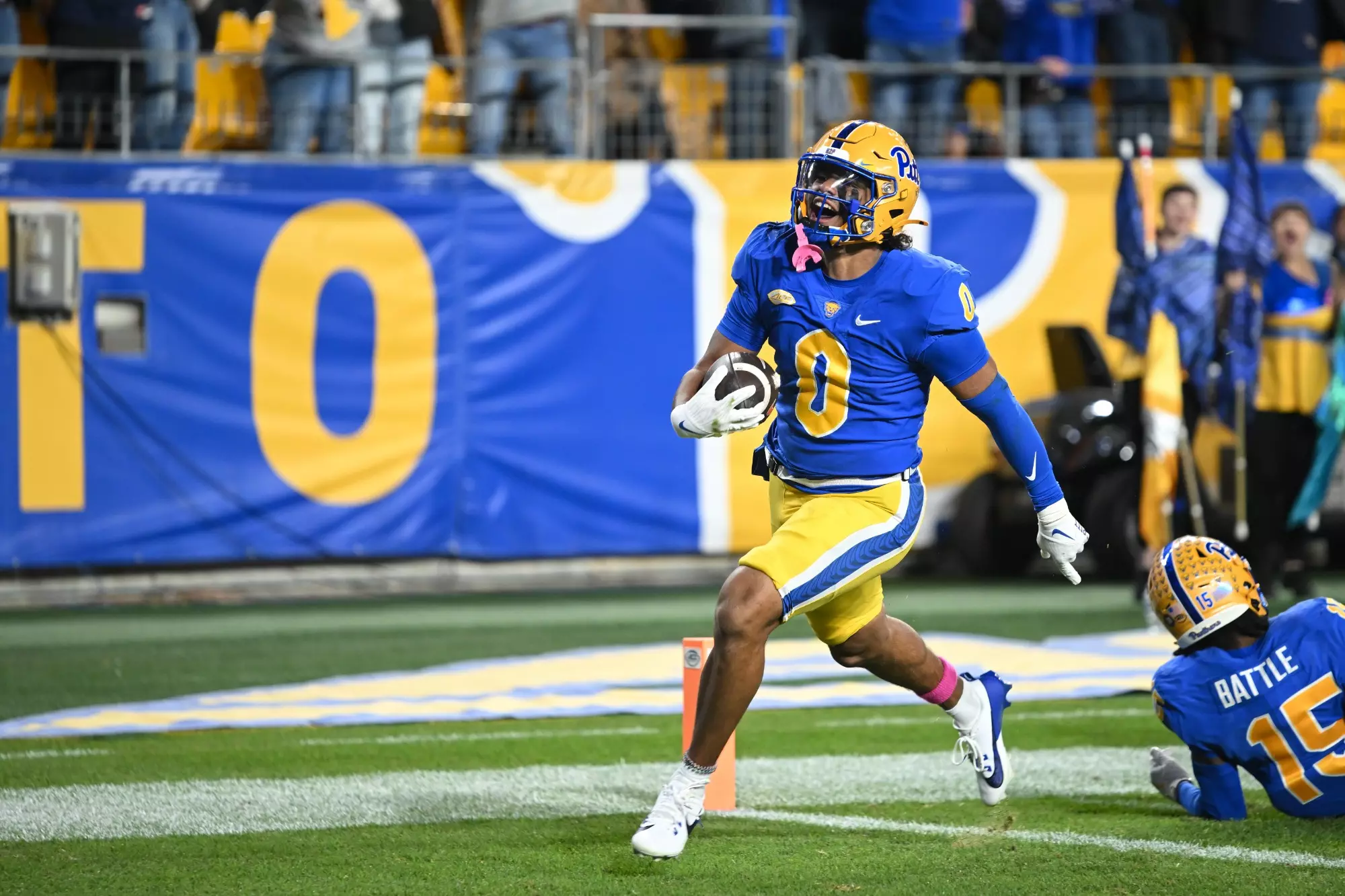 No. 19 Pitt Rolls Past Syracuse on Thursday Night, 41-13 - Pitt