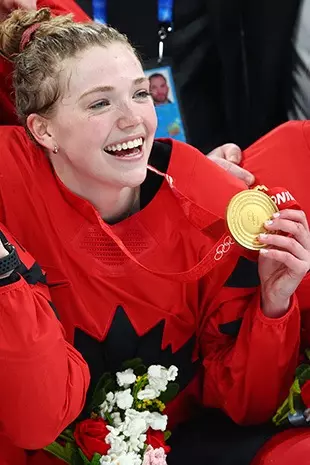 Claire Thompson with olympic gold medal