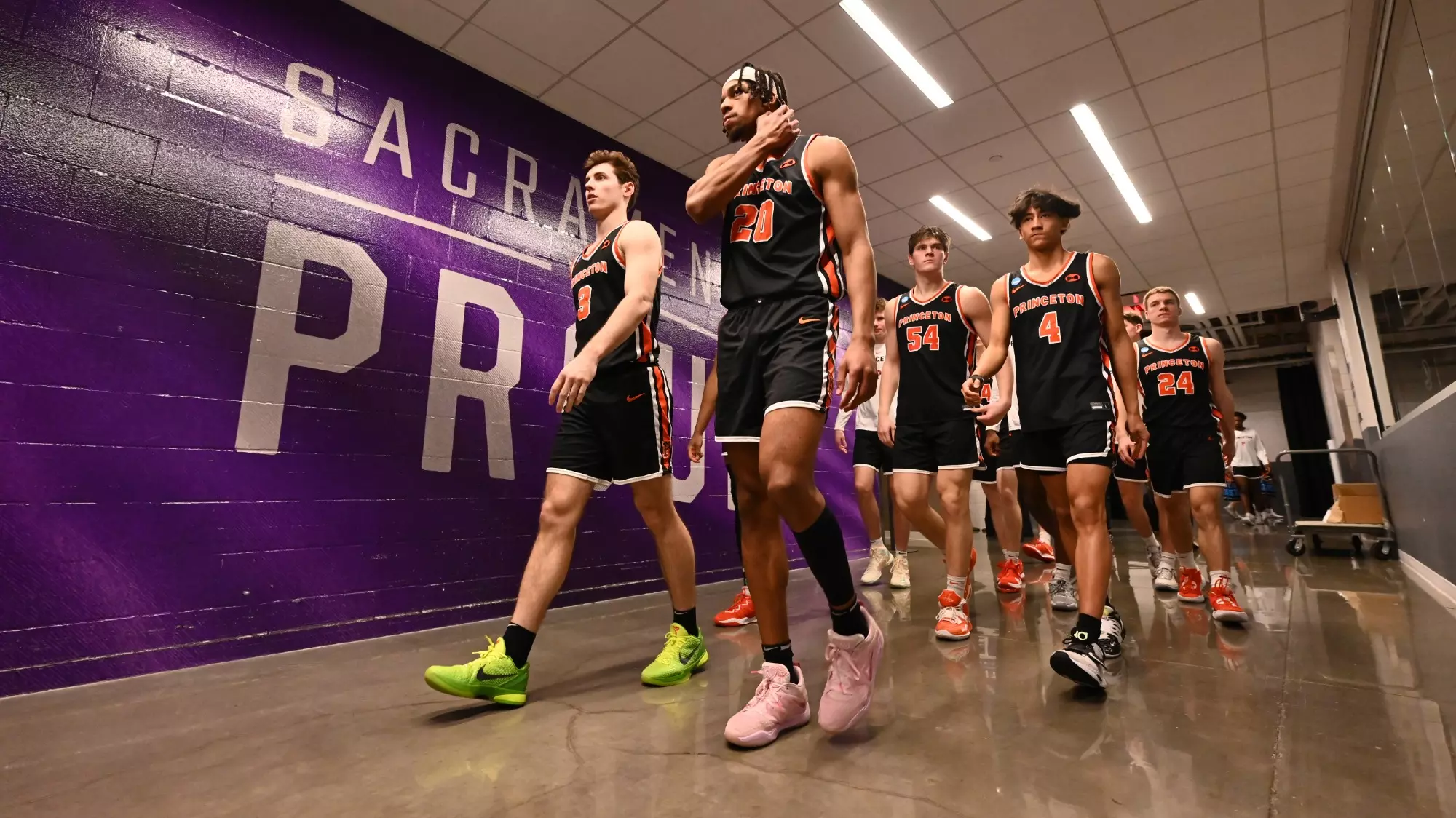 MBB Tunnel Walk