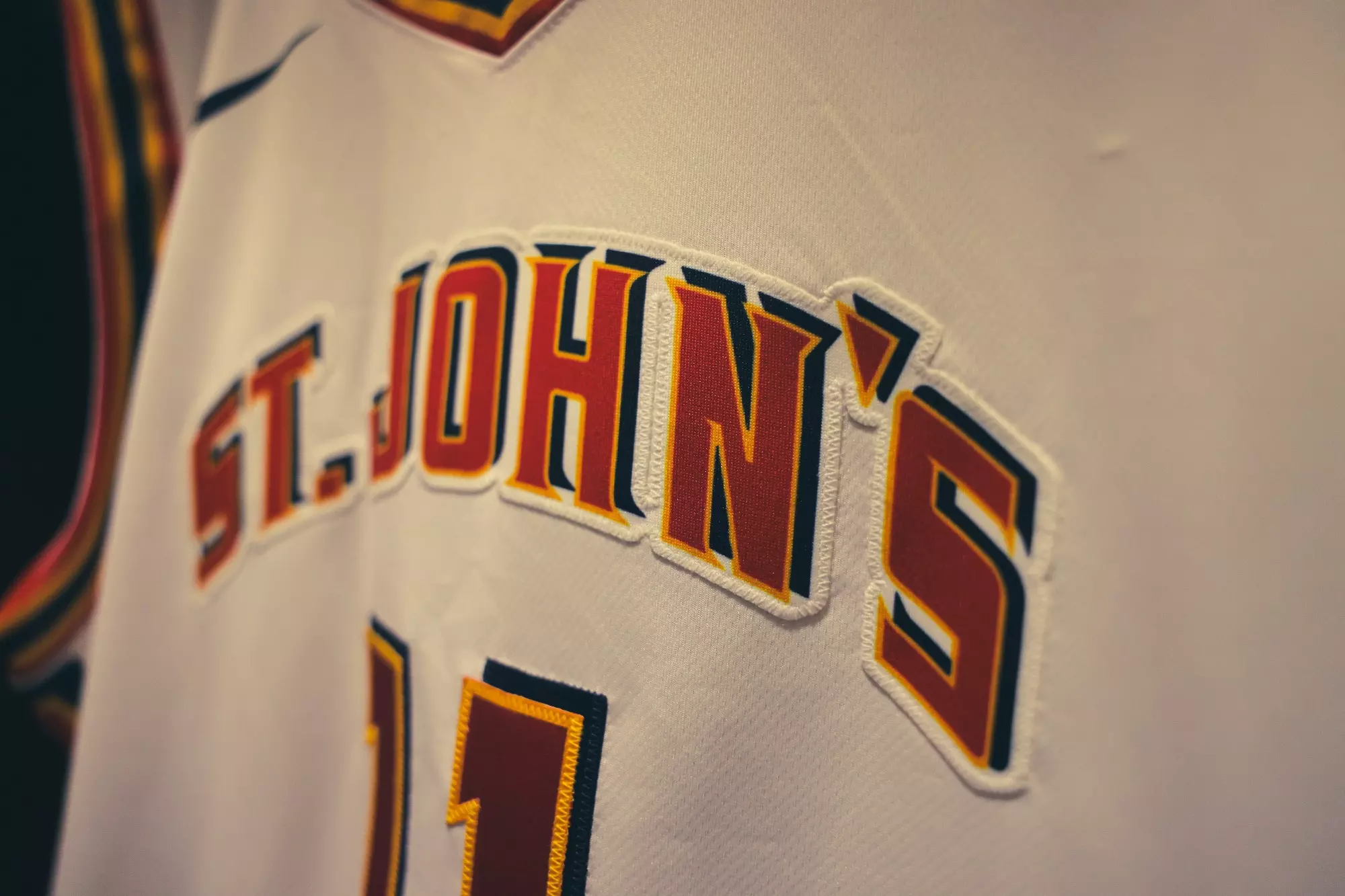 St. John’s Athletics Unveils First Jersey Patch Deal with AlumniFi