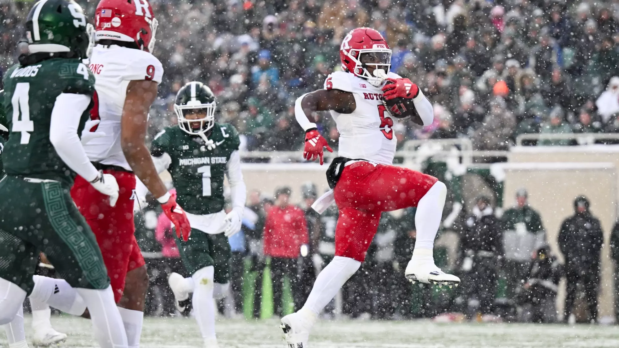 Football Beats Michigan State, 41-14 - Rutgers University Athletics