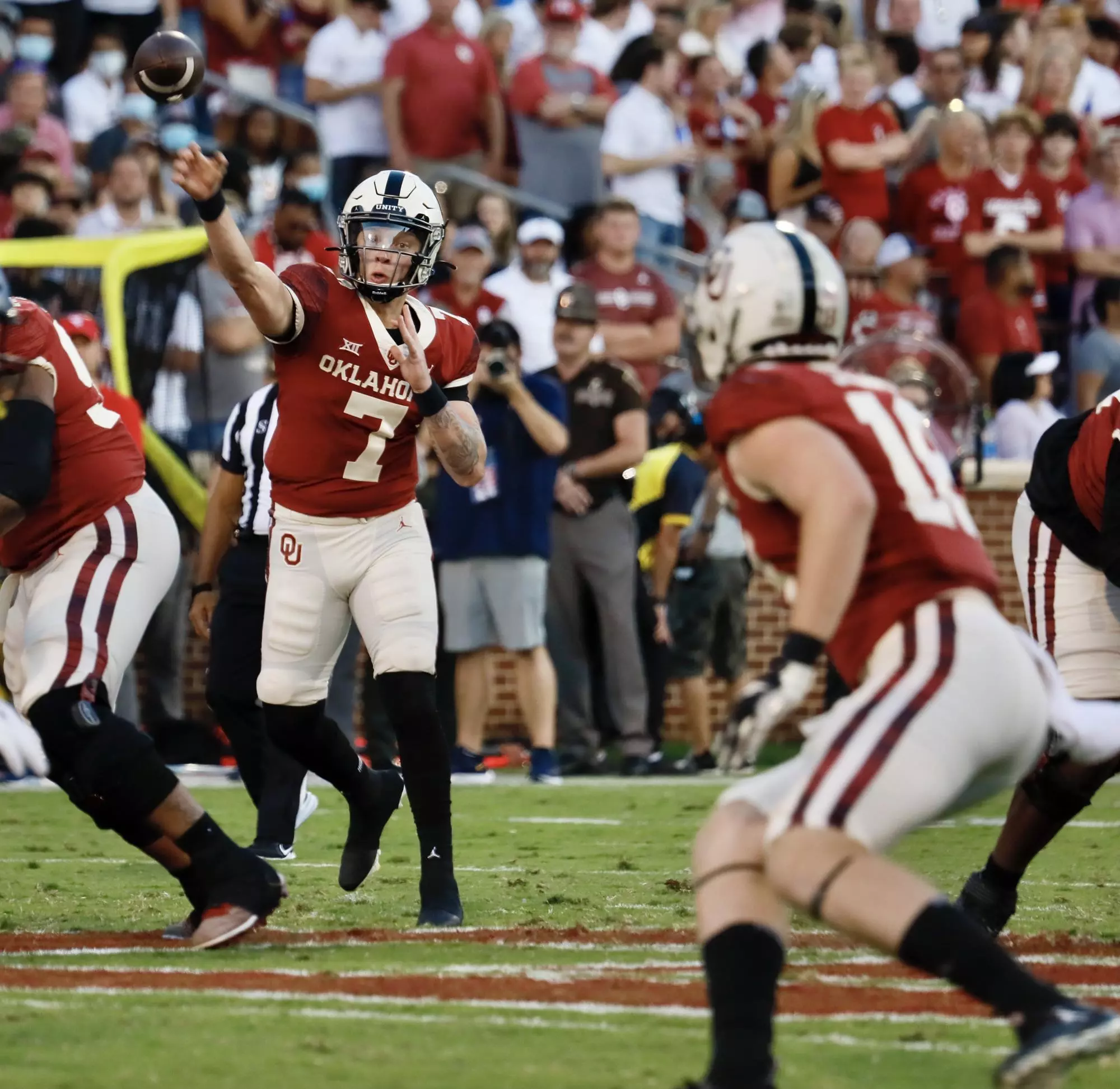 Spencer Rattler with a passing attempt