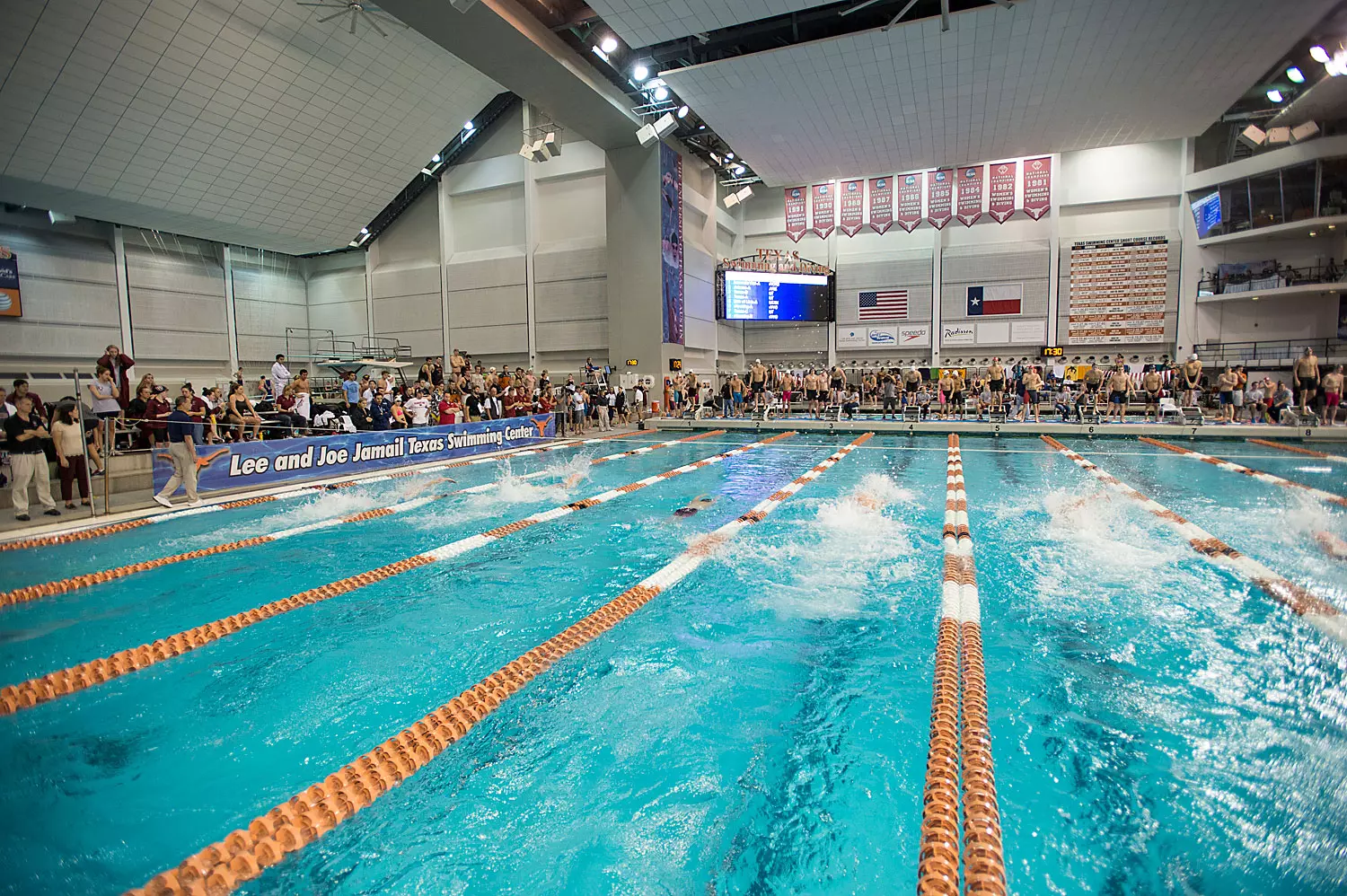 Lee and Joe Jamail Swim Center
