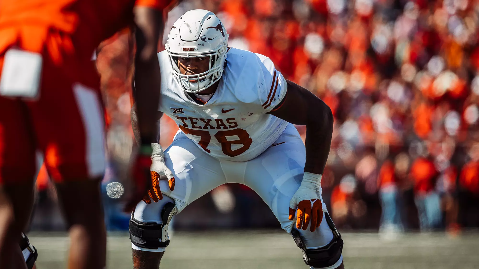 Youth not a hindrance to Kelvin Banks Jr.'s success as a Longhorn - University of Texas Athletics