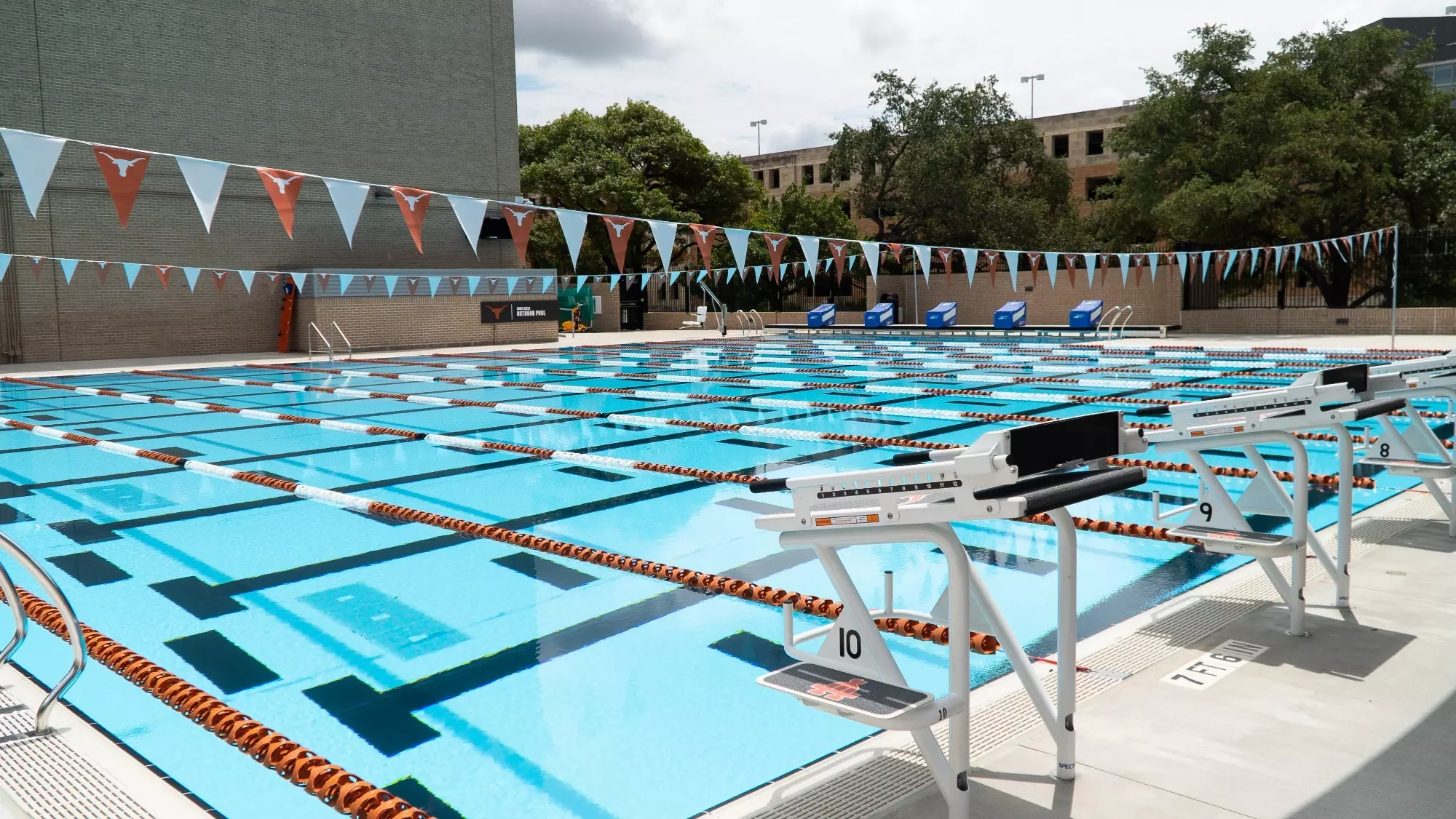 Reese_eddie_outdoor_pool