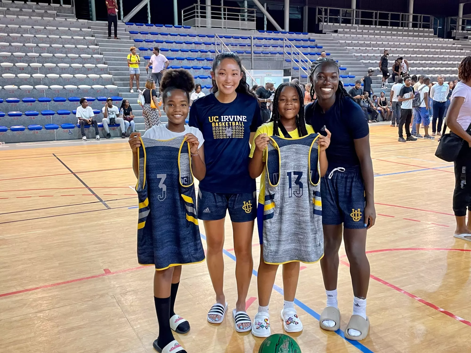 wbb-2023-jerseys-guadeloupe