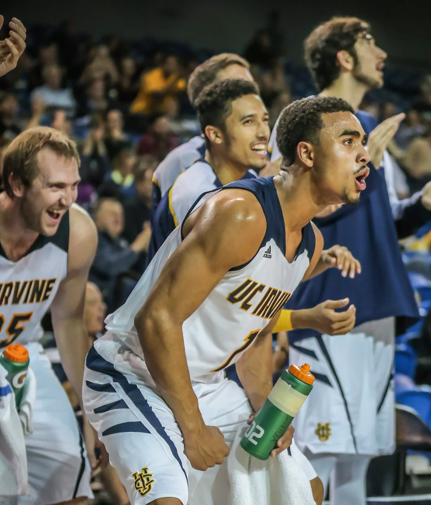 Alex-Young-Bench-MBB-2014-15
