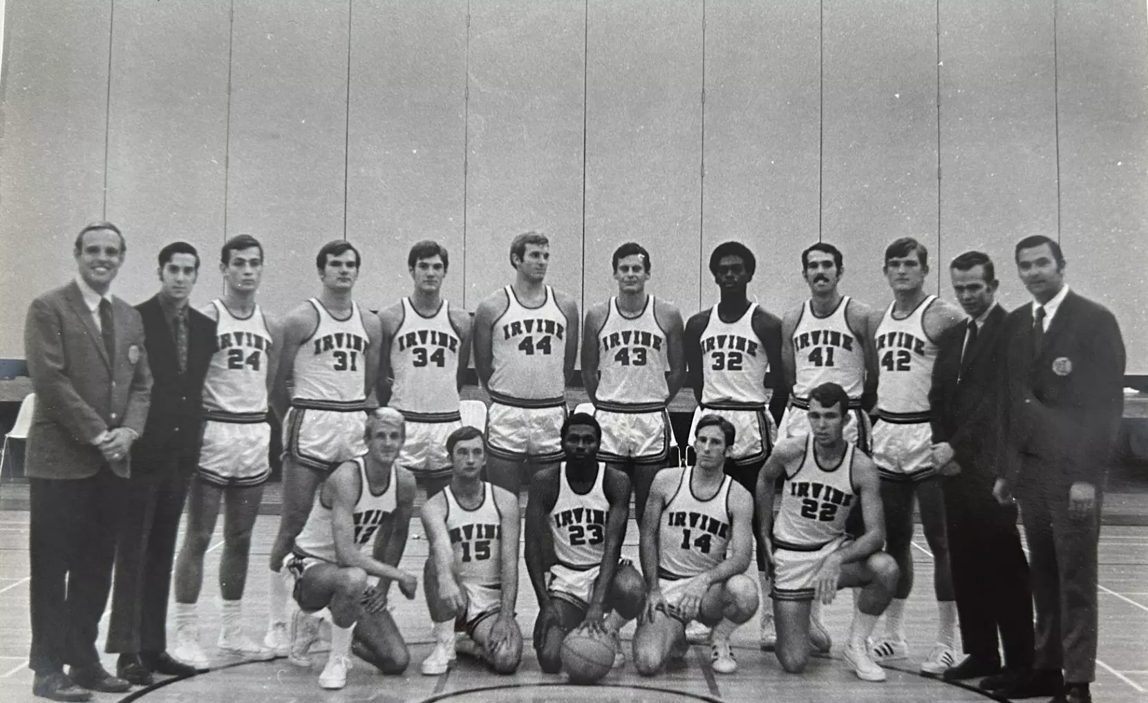 1970-71-MBB-Team