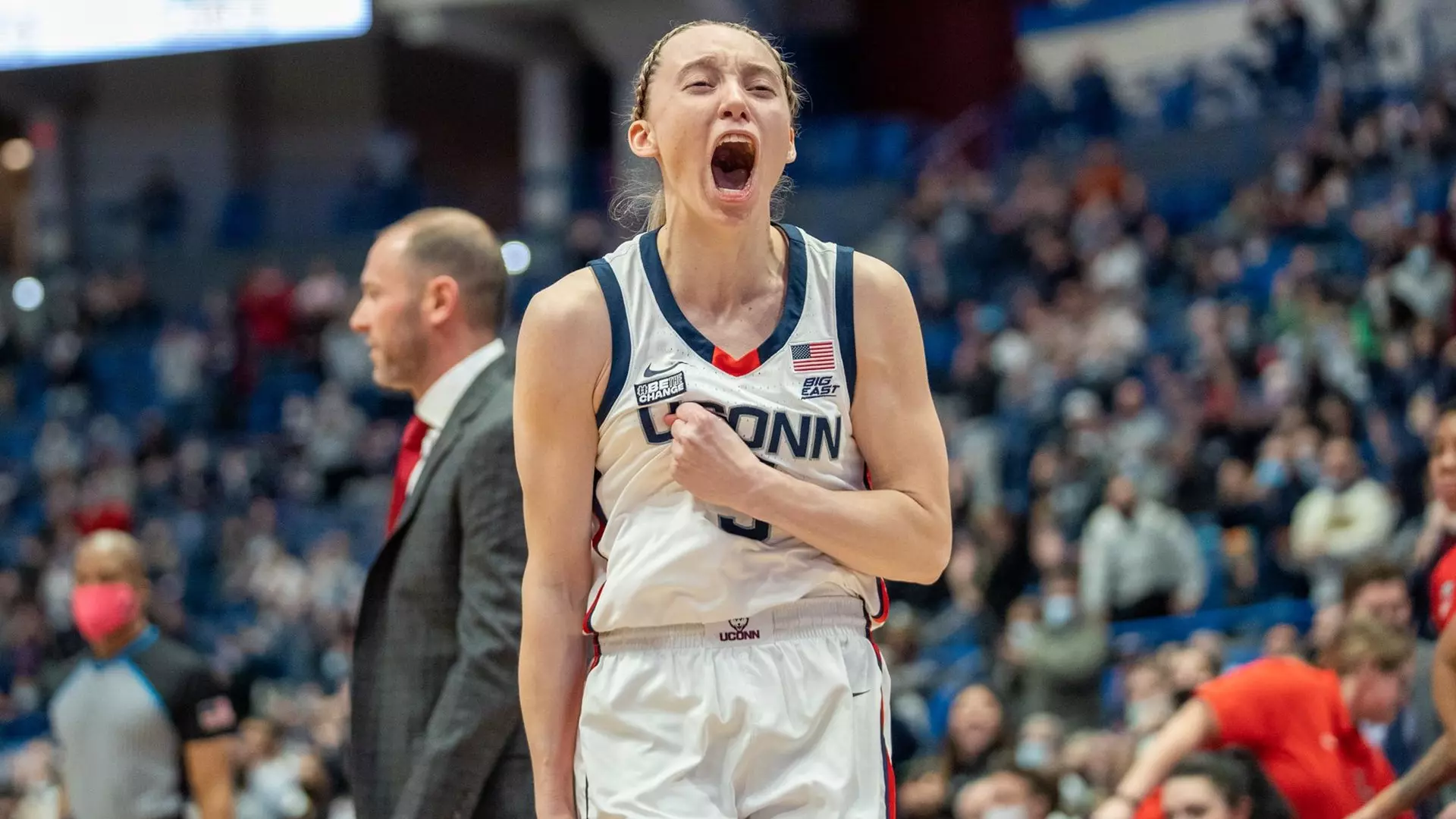 Bueckers returns as No. 7 UConn beats St. John's 93-38 - University of Connecticut Athletics