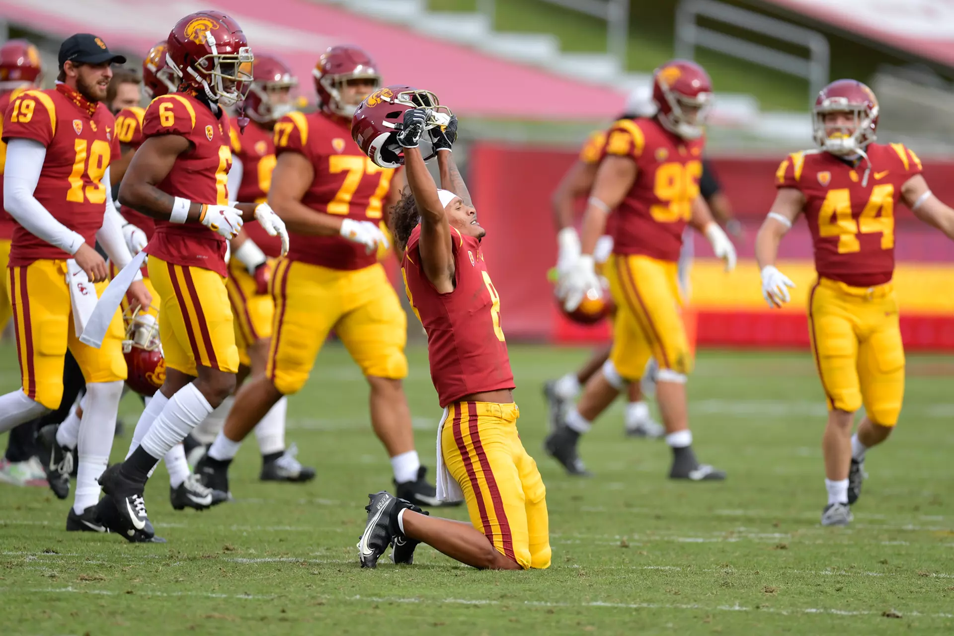 Chris Steele celebrates USC's win over ASU