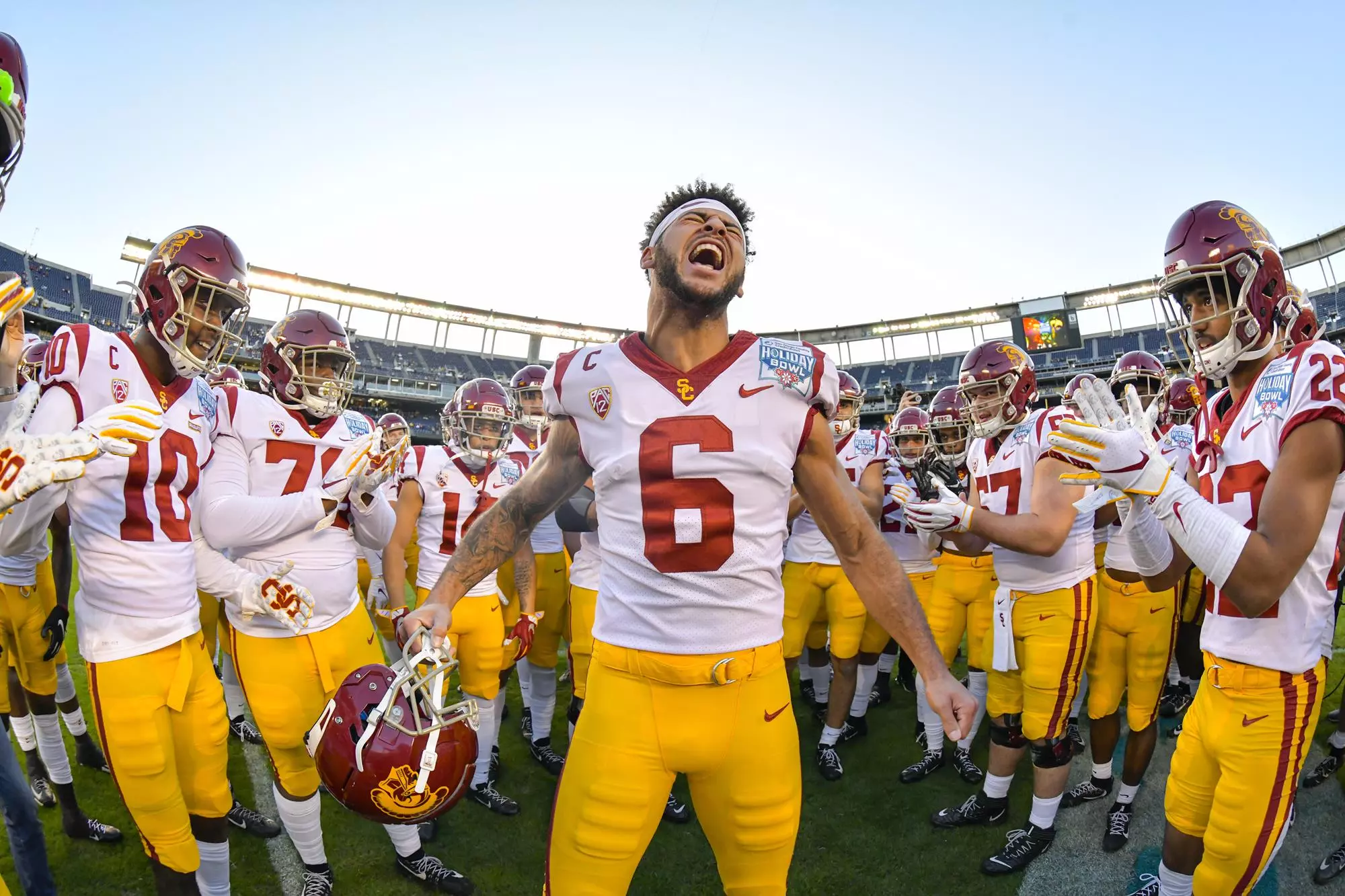 michael pittman jr pumps up teammates