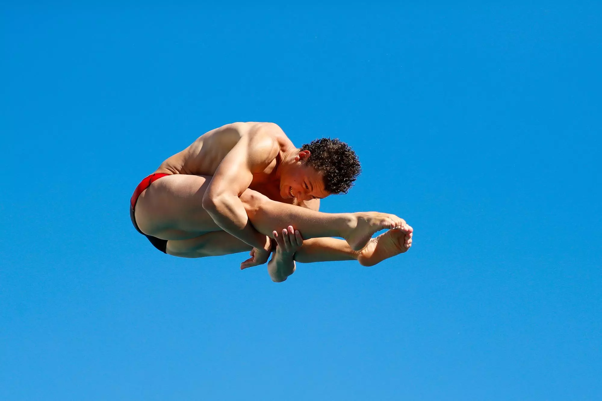Henry Fusaro diving