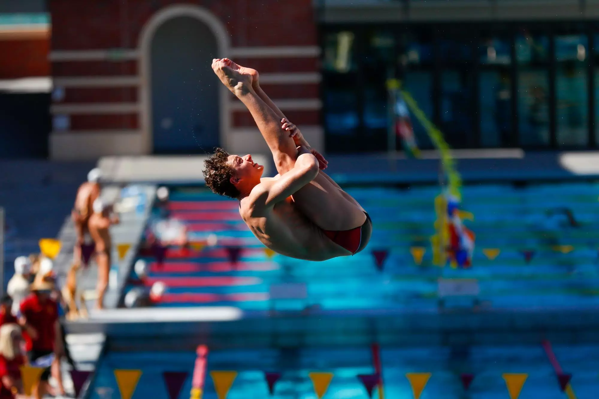 Henry Fusaro diving