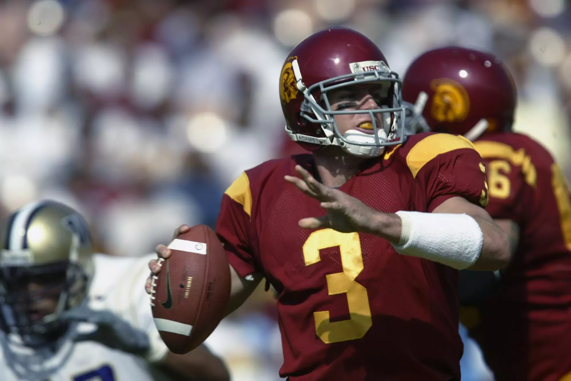 Carson Palmer throws the ball vs Washington