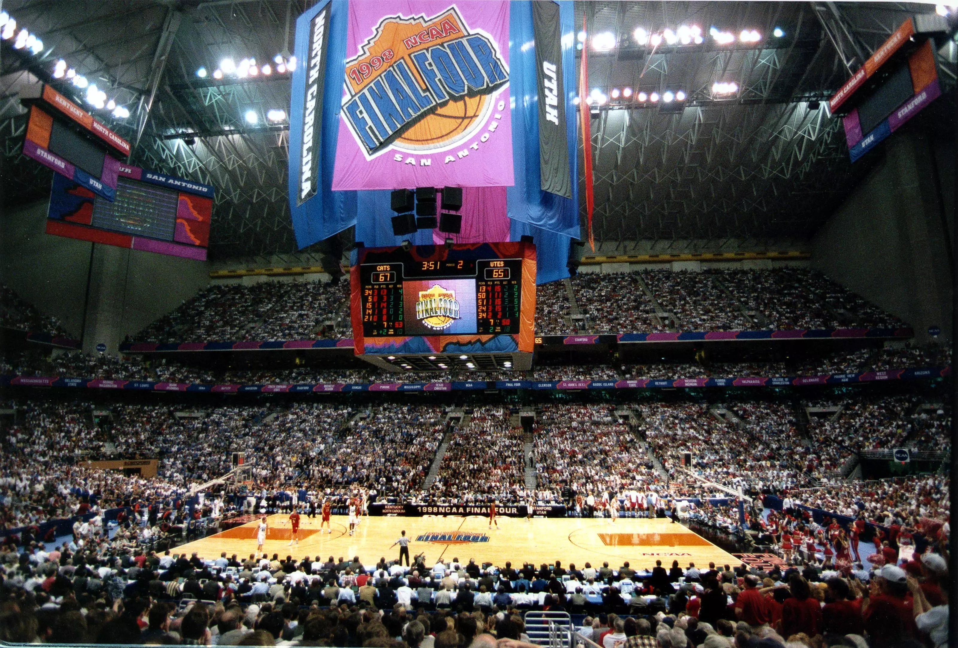 1998 Utah Men's basketball NCAA Final Four, San Antonio, Texas 3/28/1998 vs North Carolina