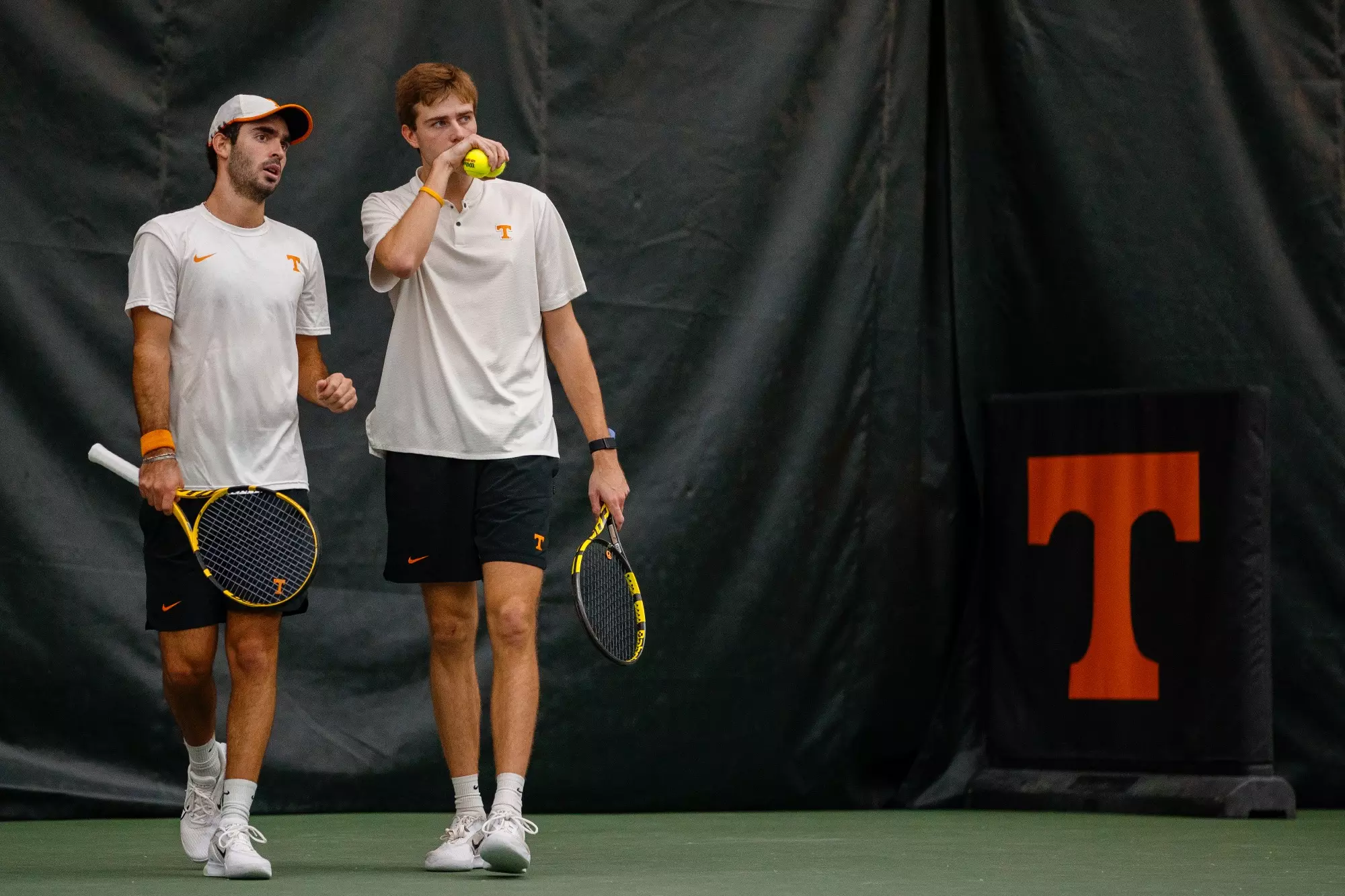 KNOXVILLE, TN - January 28, 2024 - Johannus Monday and Angel Diaz of the Tennessee Volunteers during the game between the Oklahoma Sooners and the Tennessee Volunteers at Barksdale Stadium in Knoxville, TN. Photo By Emma Ramsey/Tennessee Athletics