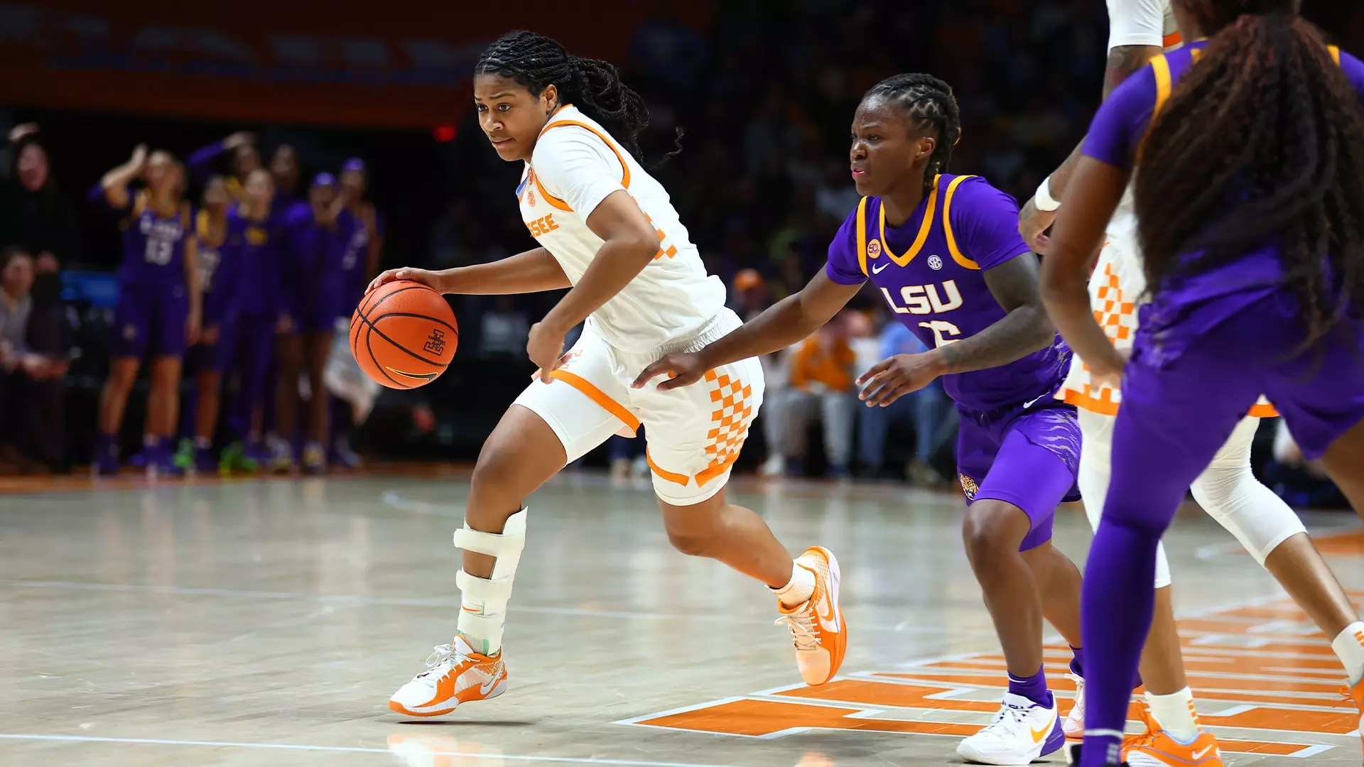 6/4 LSU Withstands Lady Vol Upset Bid, 89-87 - University of