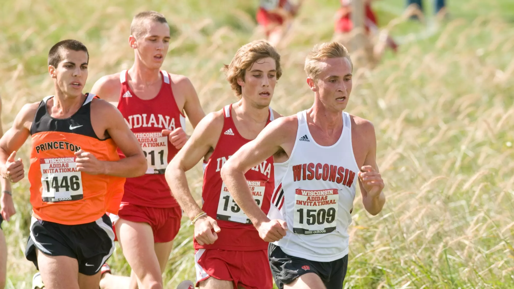 Landon Peacock runs at 2010 Wisconsin Adidas Invitational