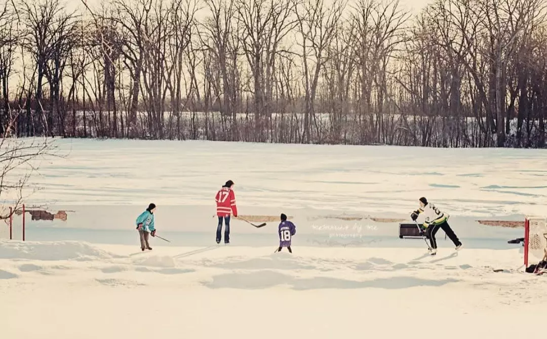 Ryan Botterill and his family skating on their backyard rink