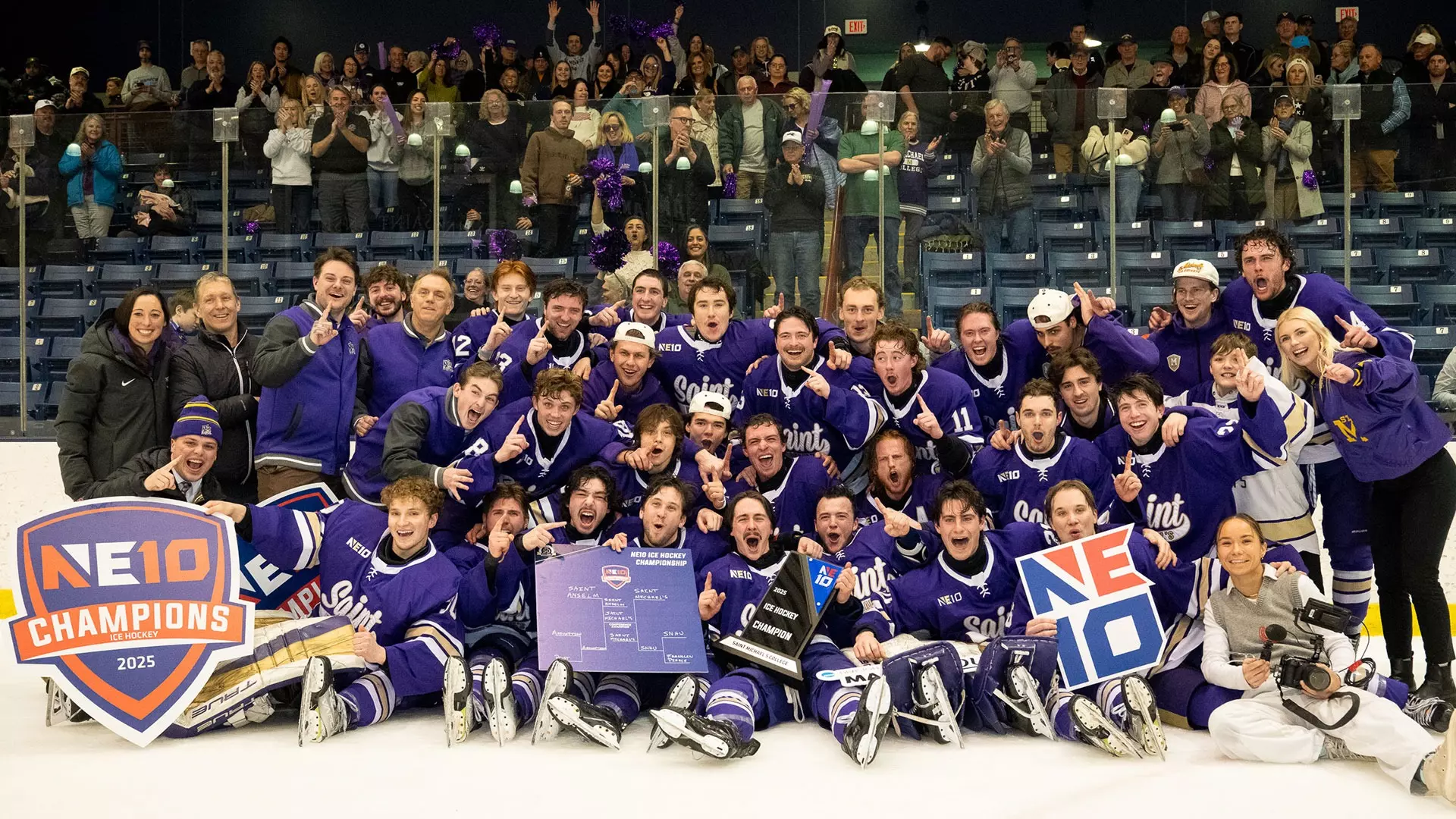 No. 2 Men's Ice Hockey Defeats No. 1 Saint Anselm, 51, for NE10