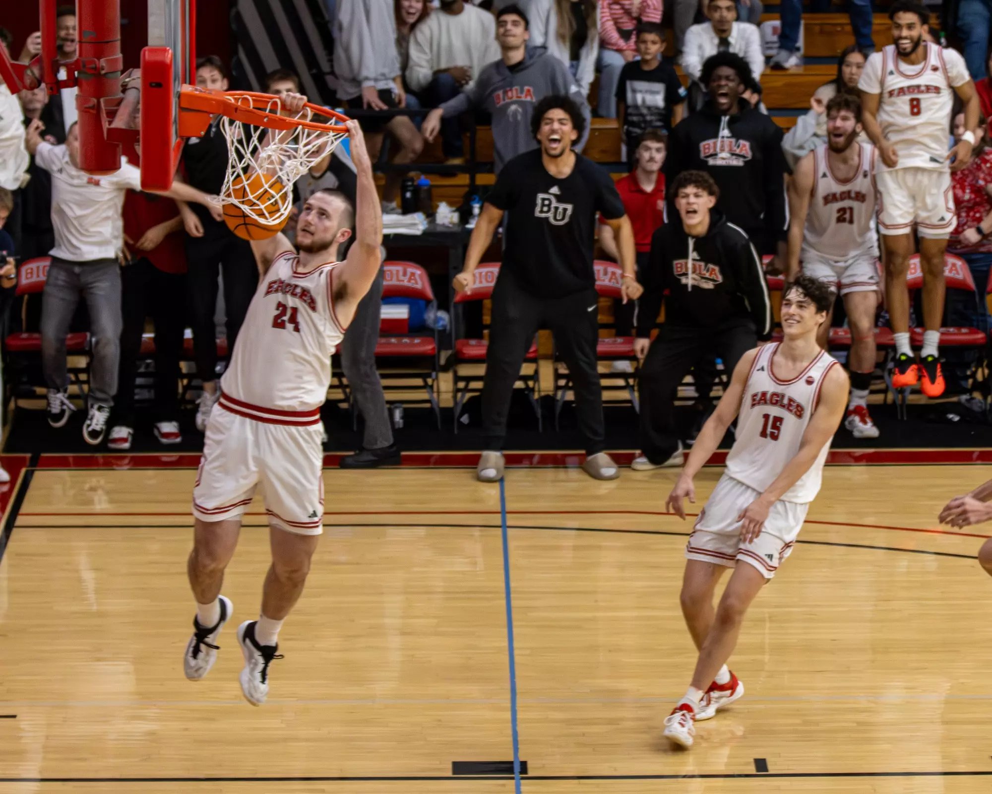 Biola Man Shining Bright Under the Lights - Biola University Athletics