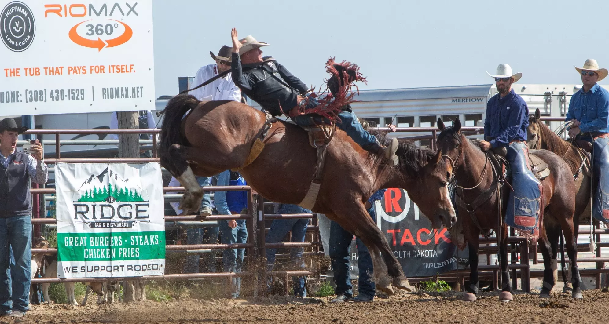 Cinch Bronc Roder Kiger Wins Bareback Title at Chadron Rodeo - Chadron State College ...