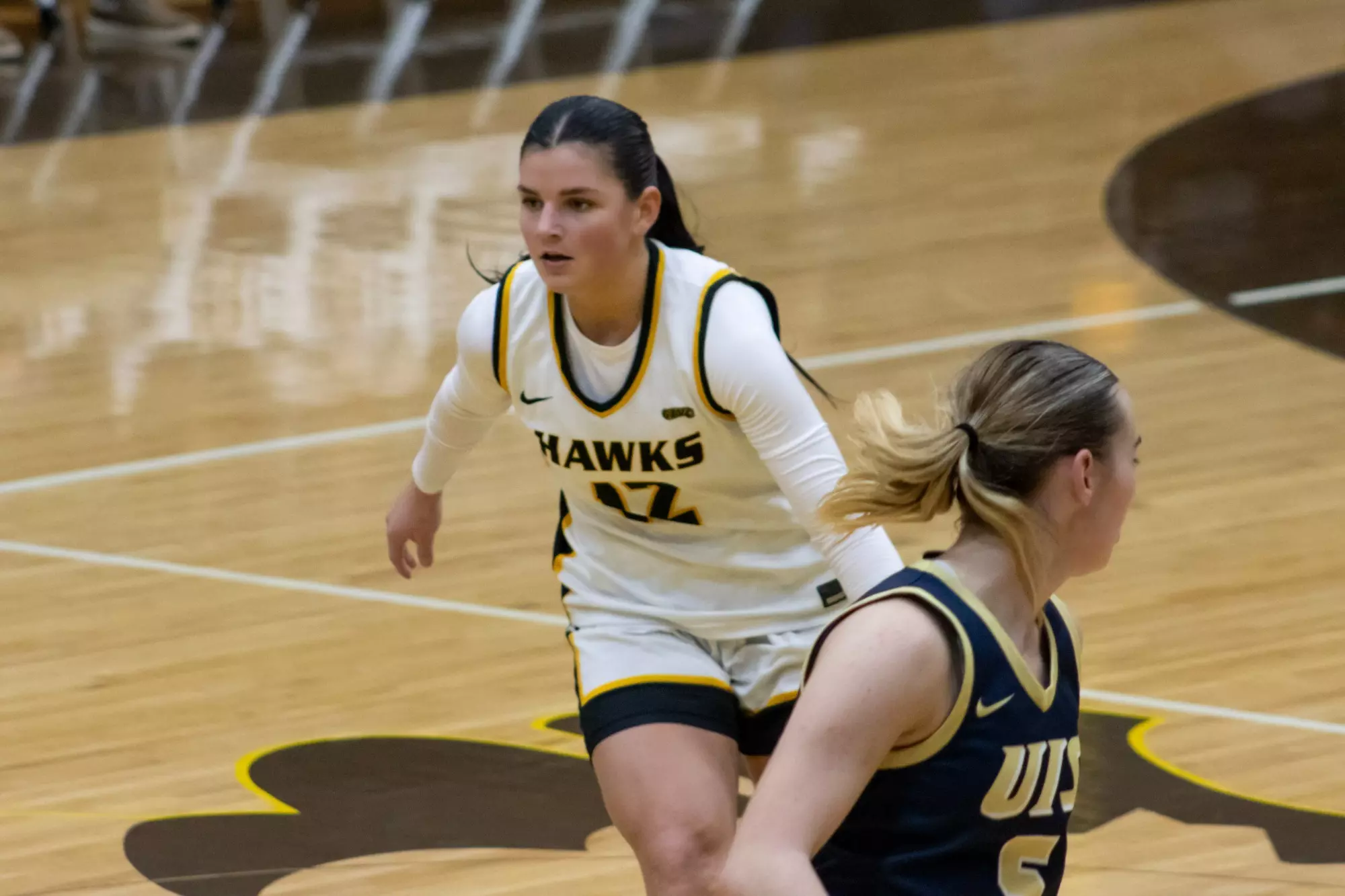 Quincy Reed Hawks Hold On for 71–70 Win Over Prairie Stars, Keep BOS Traveling Cup ...