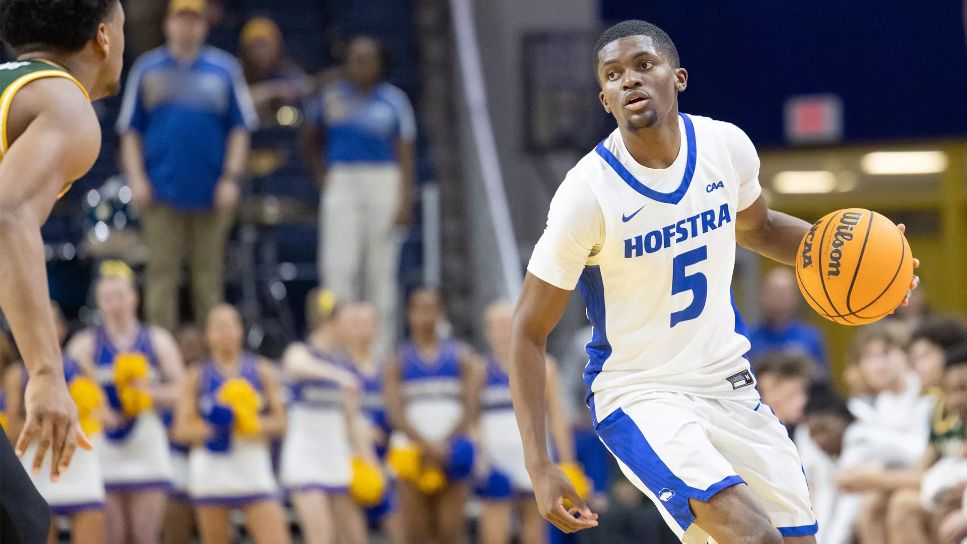 Cruz Davis - Men's Basketball - Hofstra University Athletics